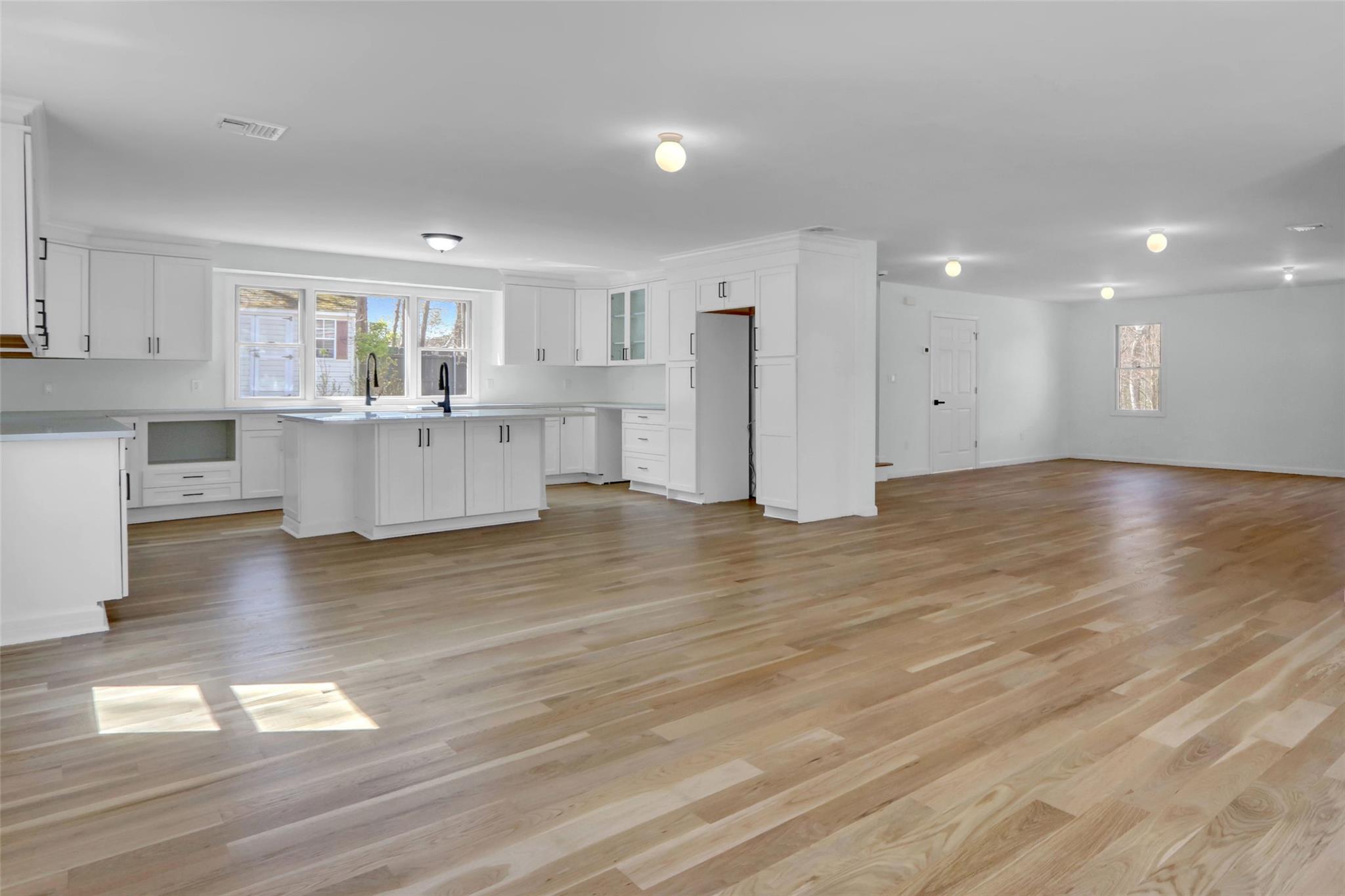 12 Syosset Road, Sound Beach, New York image 17