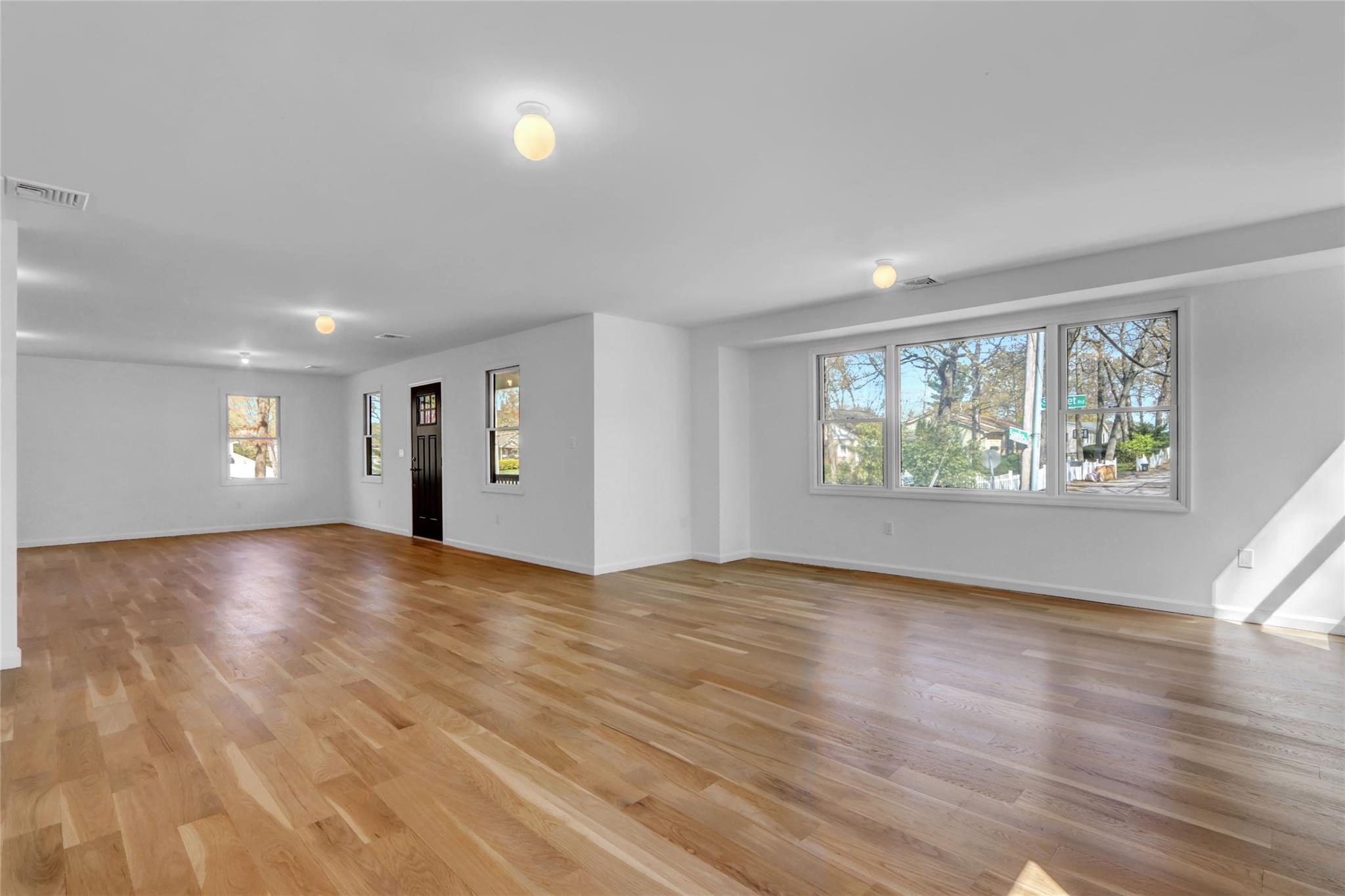 12 Syosset Road, Sound Beach, New York image 18
