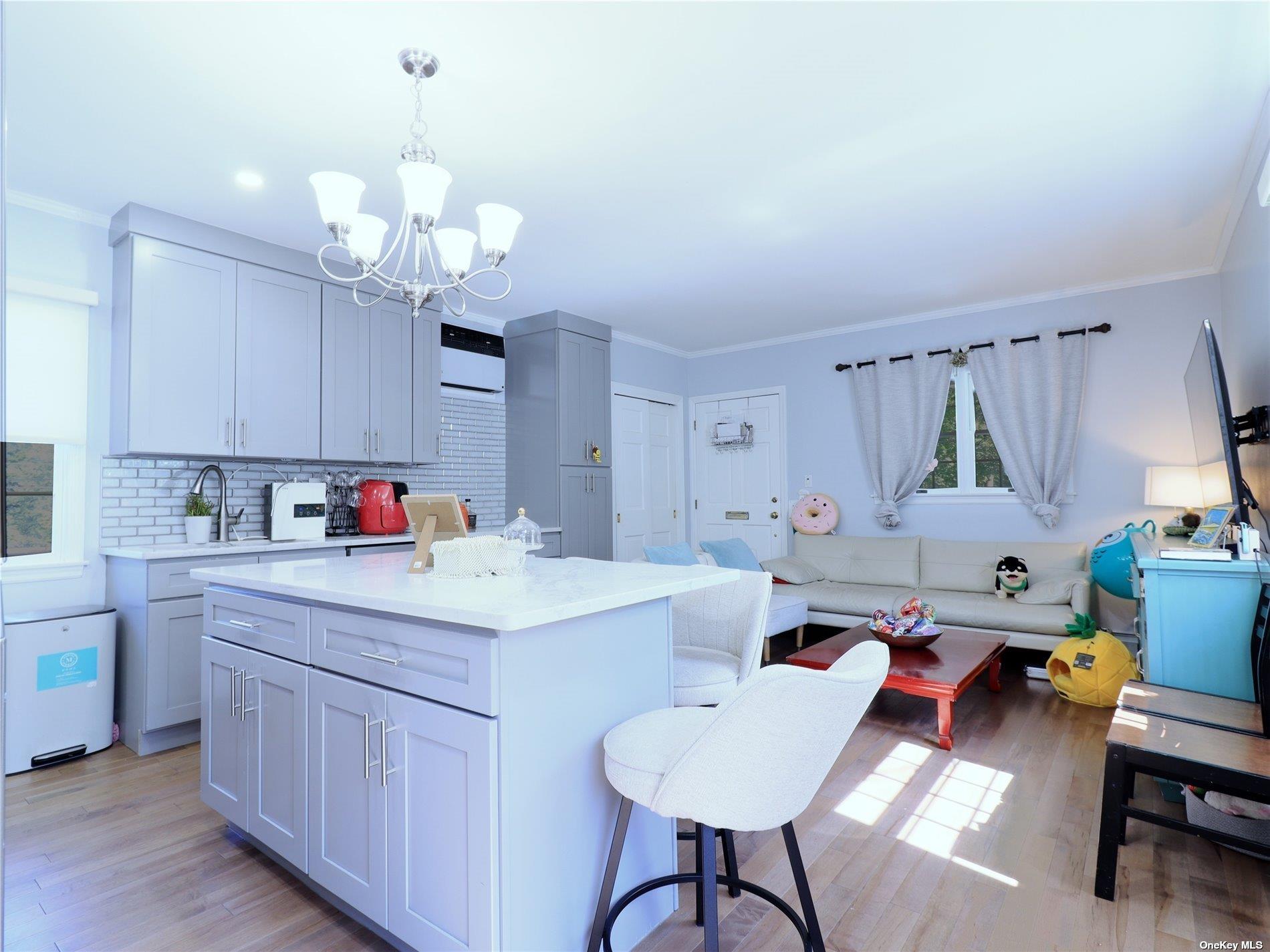 6 Morris Lane, Great Neck, New York image 4