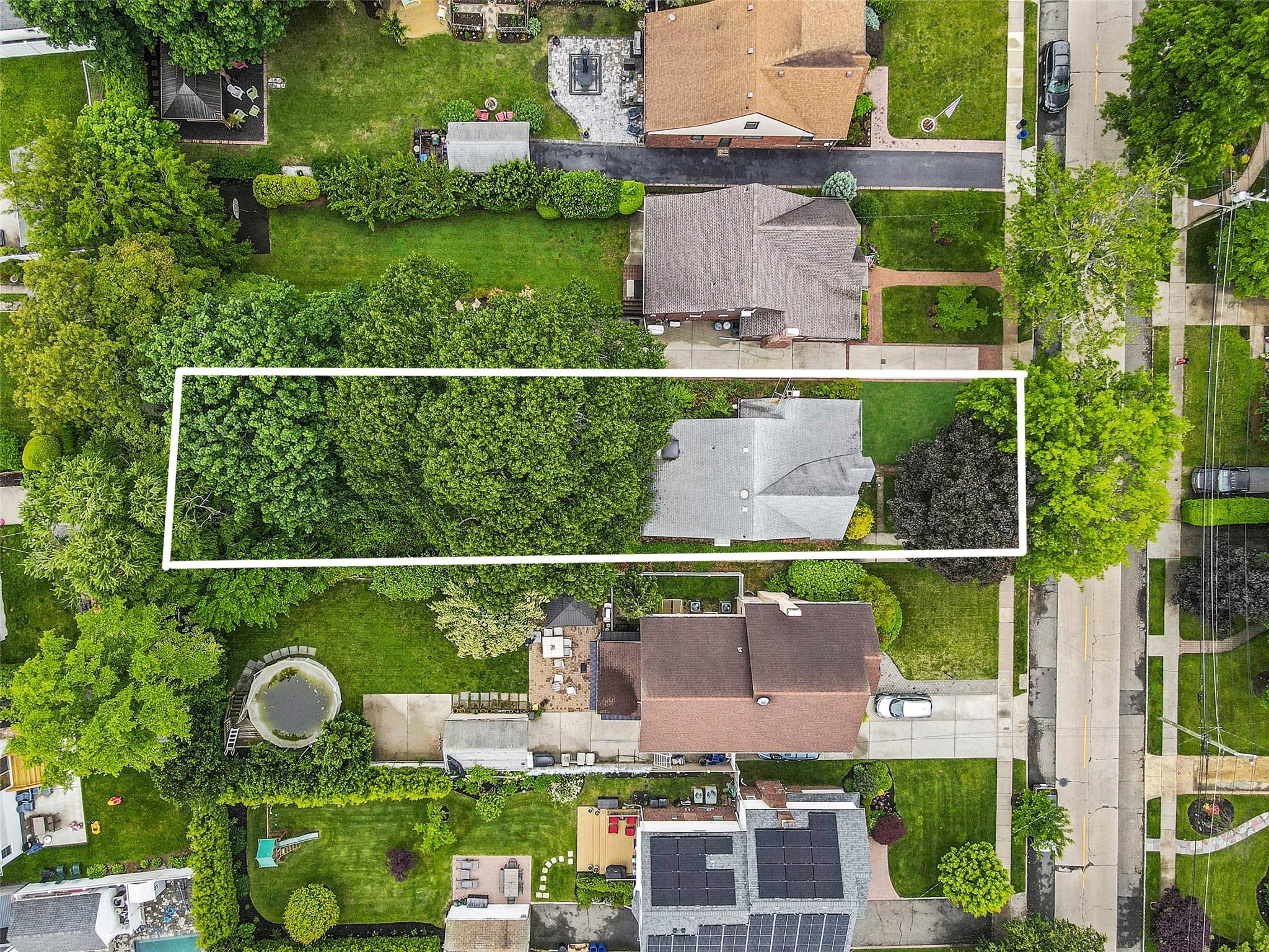 155 Carman Avenue, East Rockaway, New York image 19