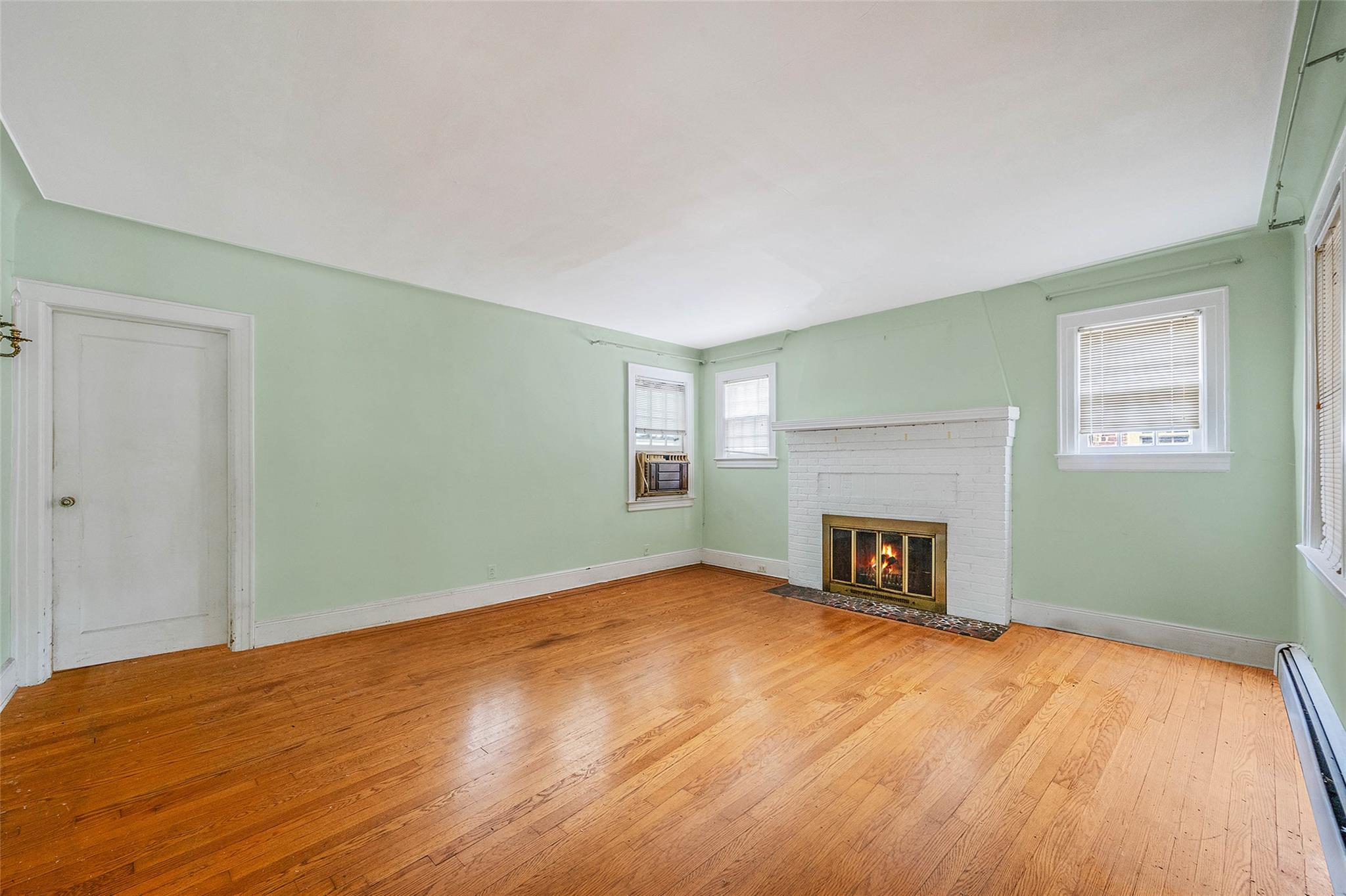 155 Carman Avenue, East Rockaway, New York image 4