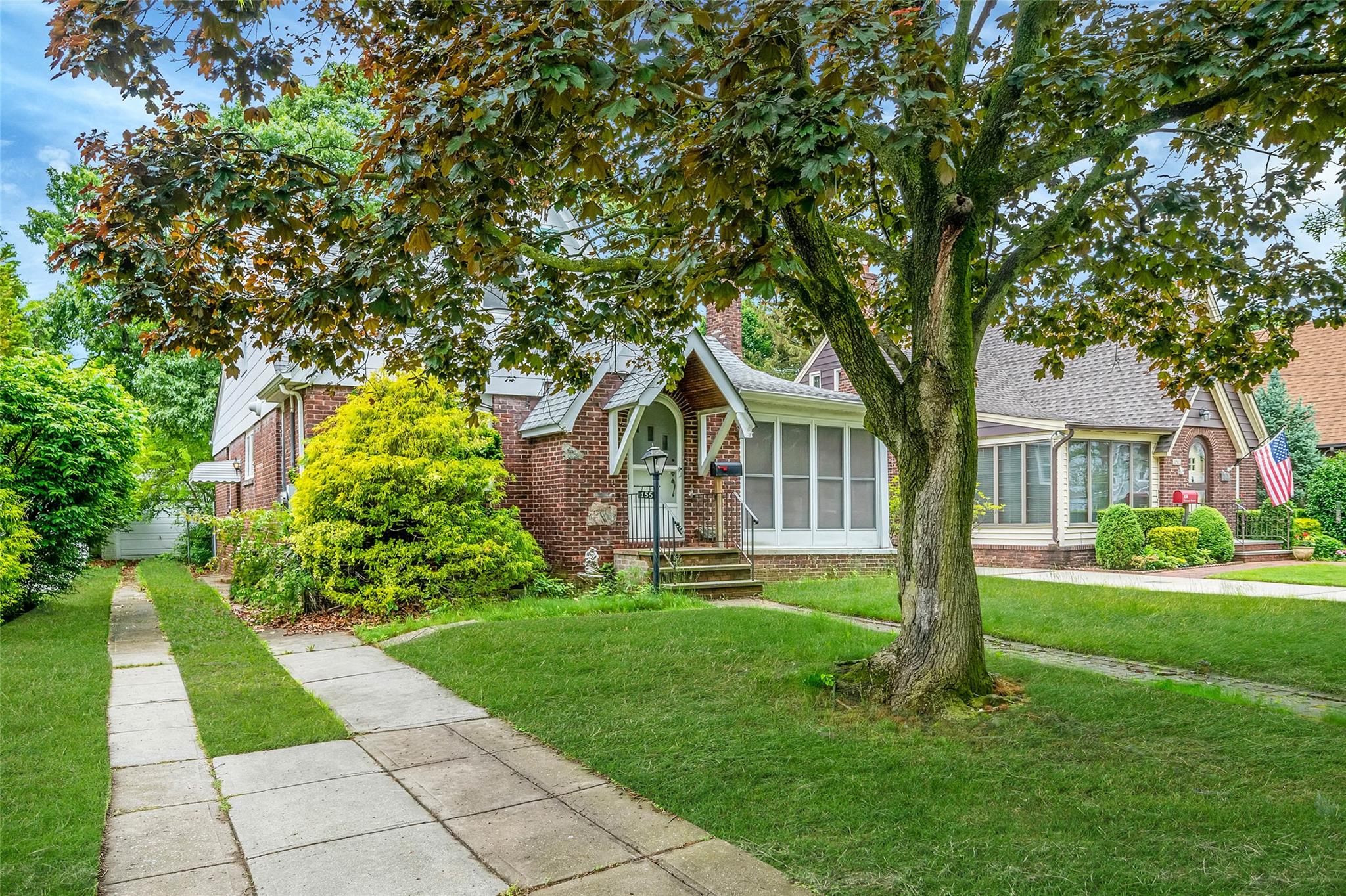 155 Carman Avenue, East Rockaway, New York image 23