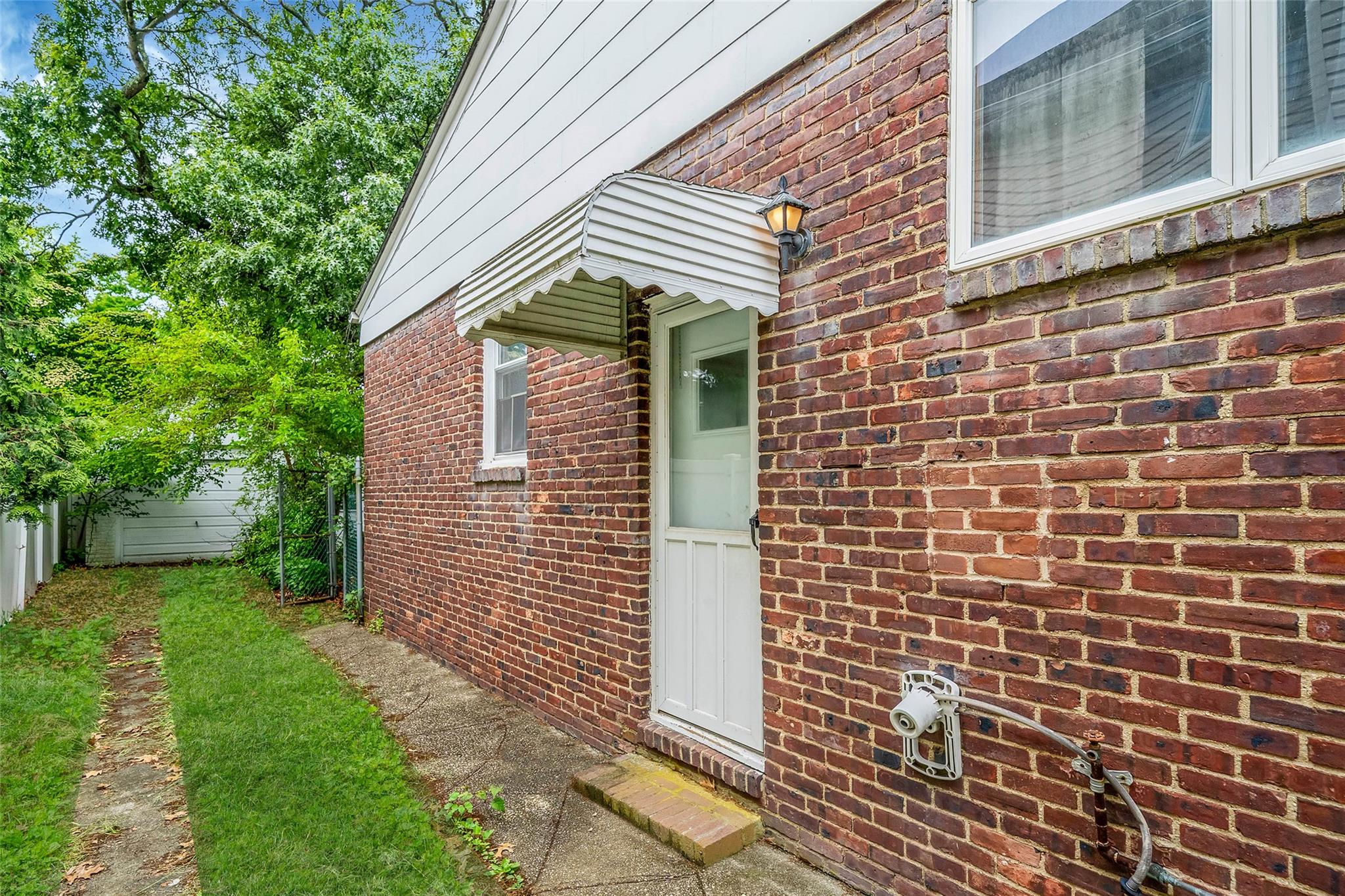 155 Carman Avenue, East Rockaway, New York image 18