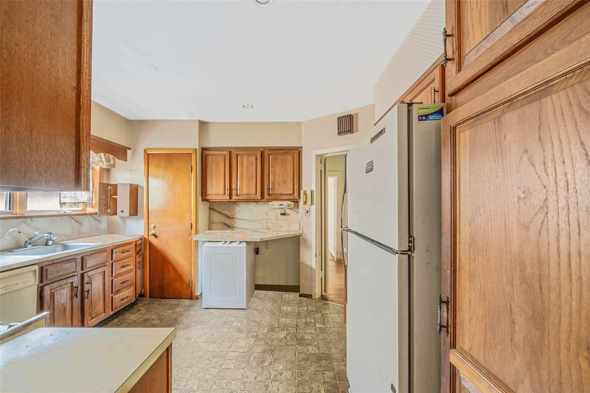 155 Carman Avenue, East Rockaway, New York image 3