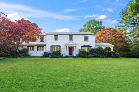 897 Ripley Lane Muttontown NY 11771