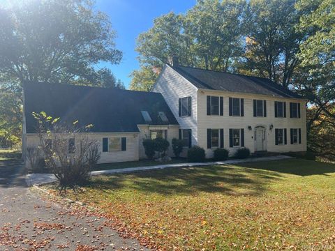 7 Felter Hill Road Monroe NY 10950