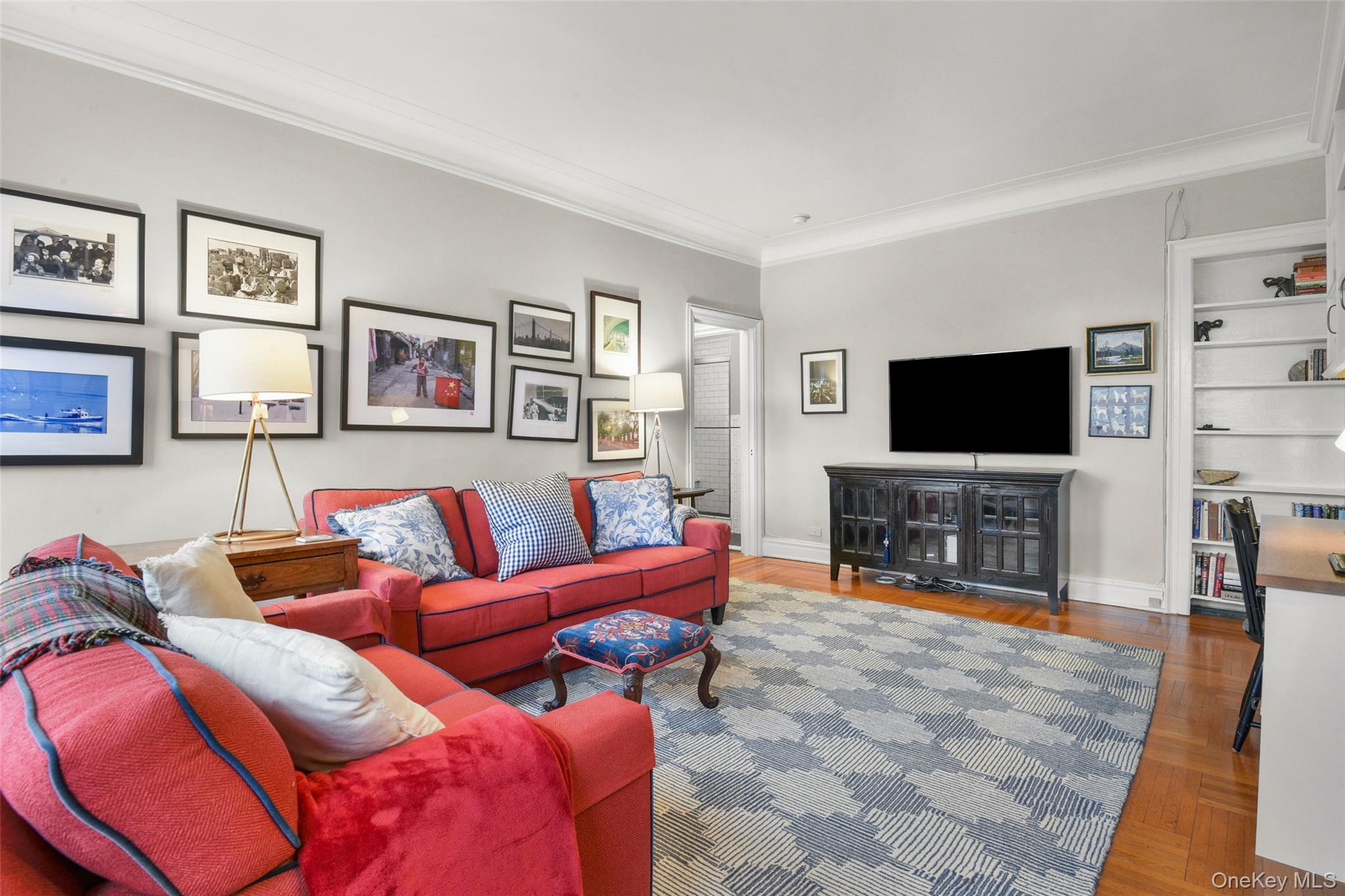 14 N Chatsworth Avenue 5J