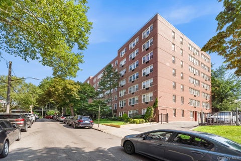 Homes For Sale - 87-15 165th Street #5E<br/> Queens County, Jamaica, NY 11432