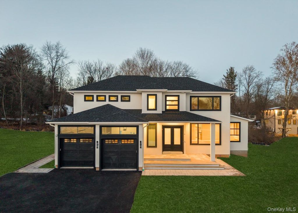 Photo of 6 Argo Lane, Monsey, NY 10977 (MLS # 946758)