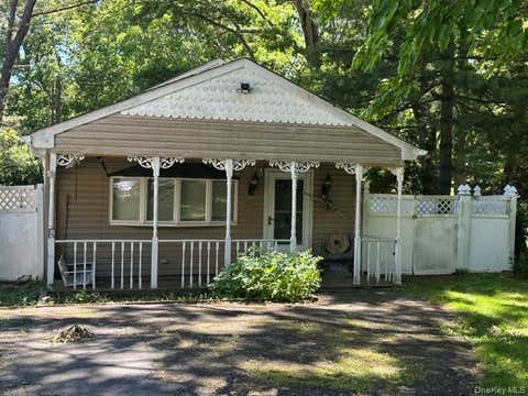 Homes For Sale - 125 Wood Road<br/> Centereach, NY 11720