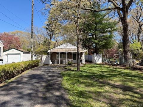 Photo of 125 Wood Road, Centereach, NY 11720 (MLS # 993482)