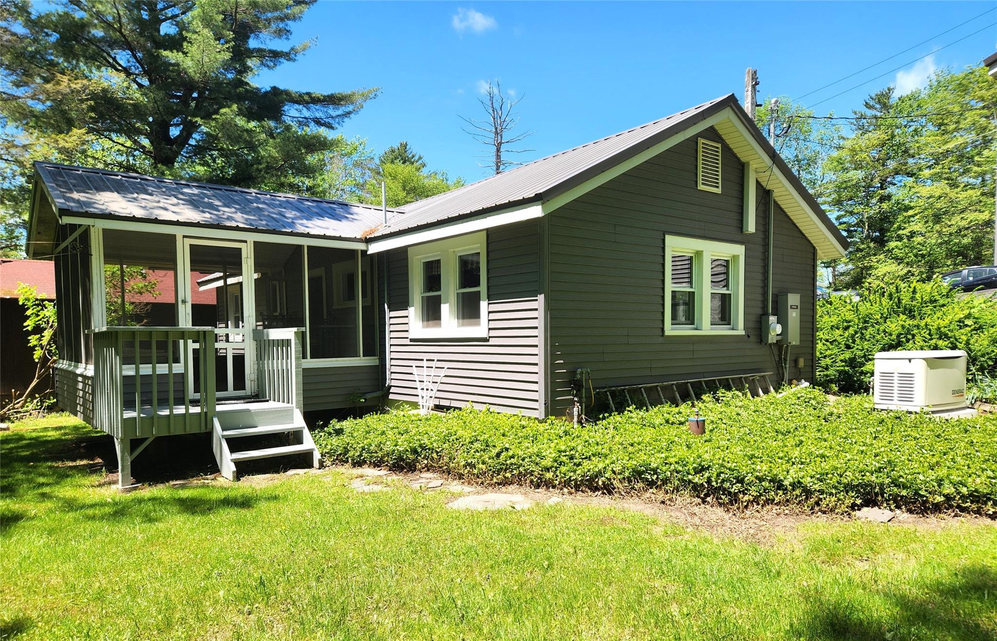 45 W Kenoza Place, Smallwood, New York image 1