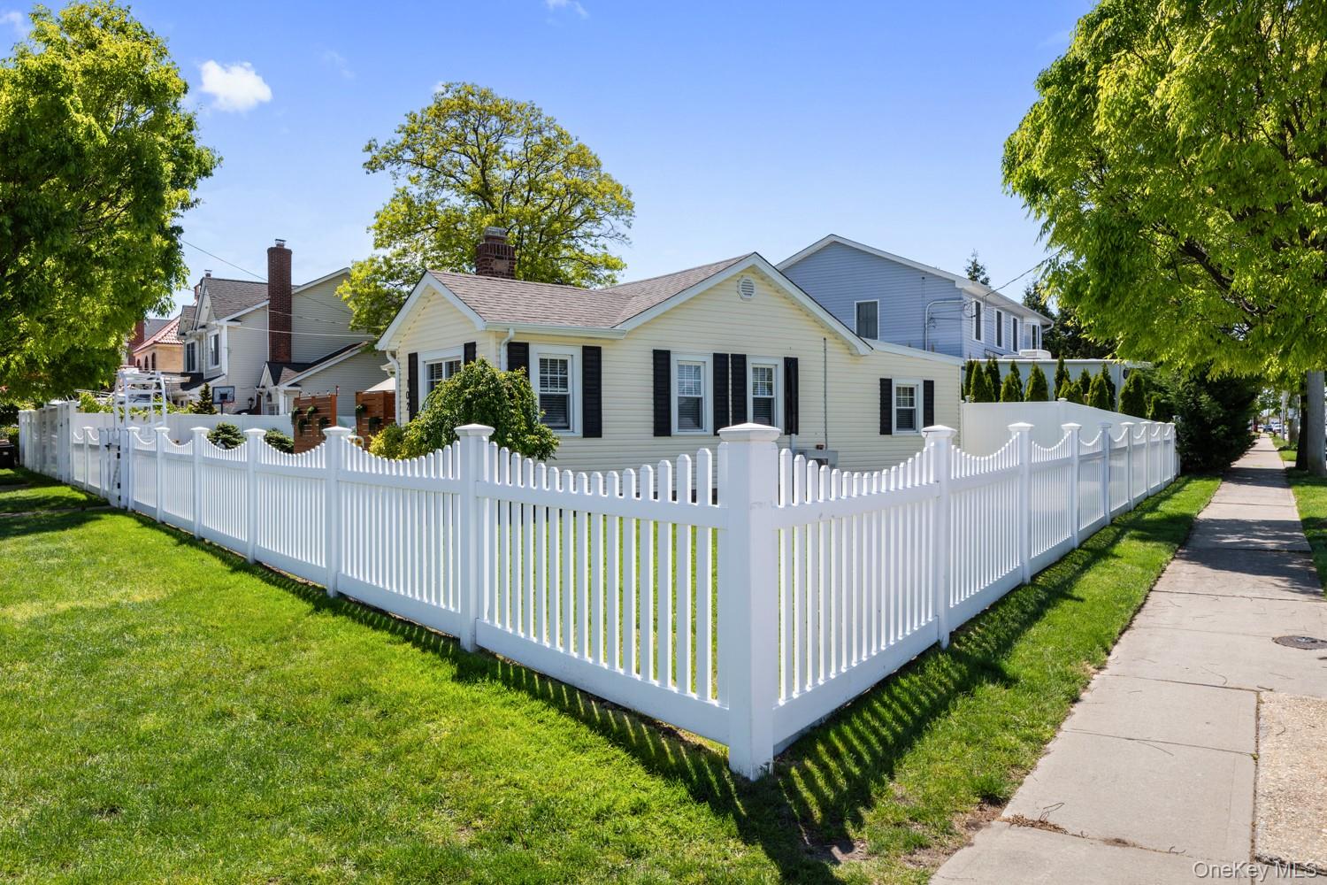 102 Garfield Place