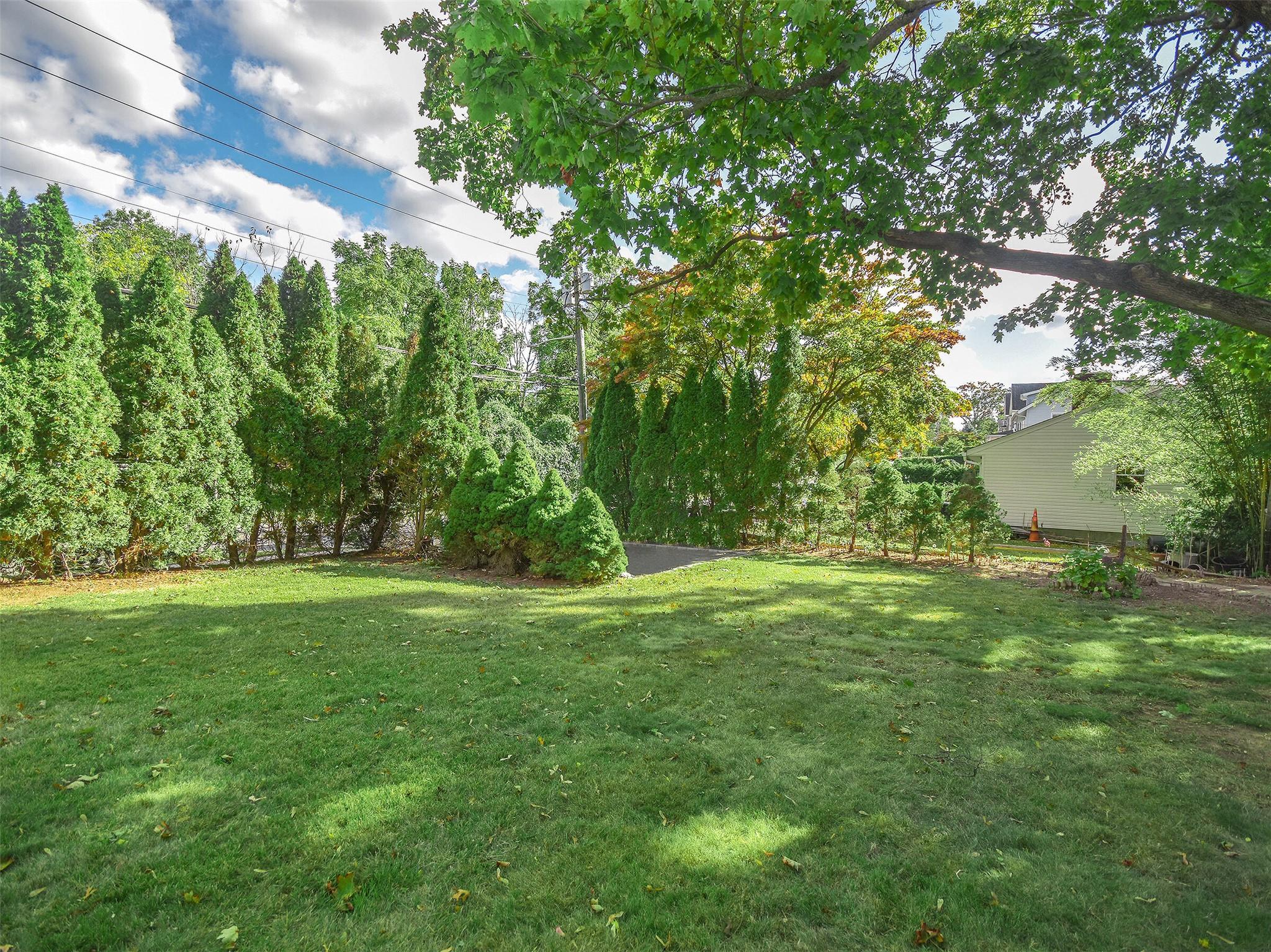 72 Dosoris Way, Glen Cove, New York image 35