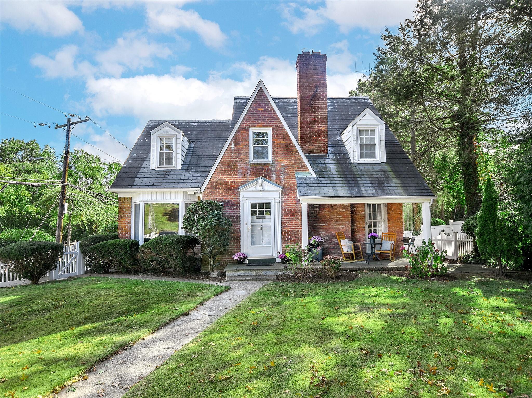 72 Dosoris Way, Glen Cove, New York image 2