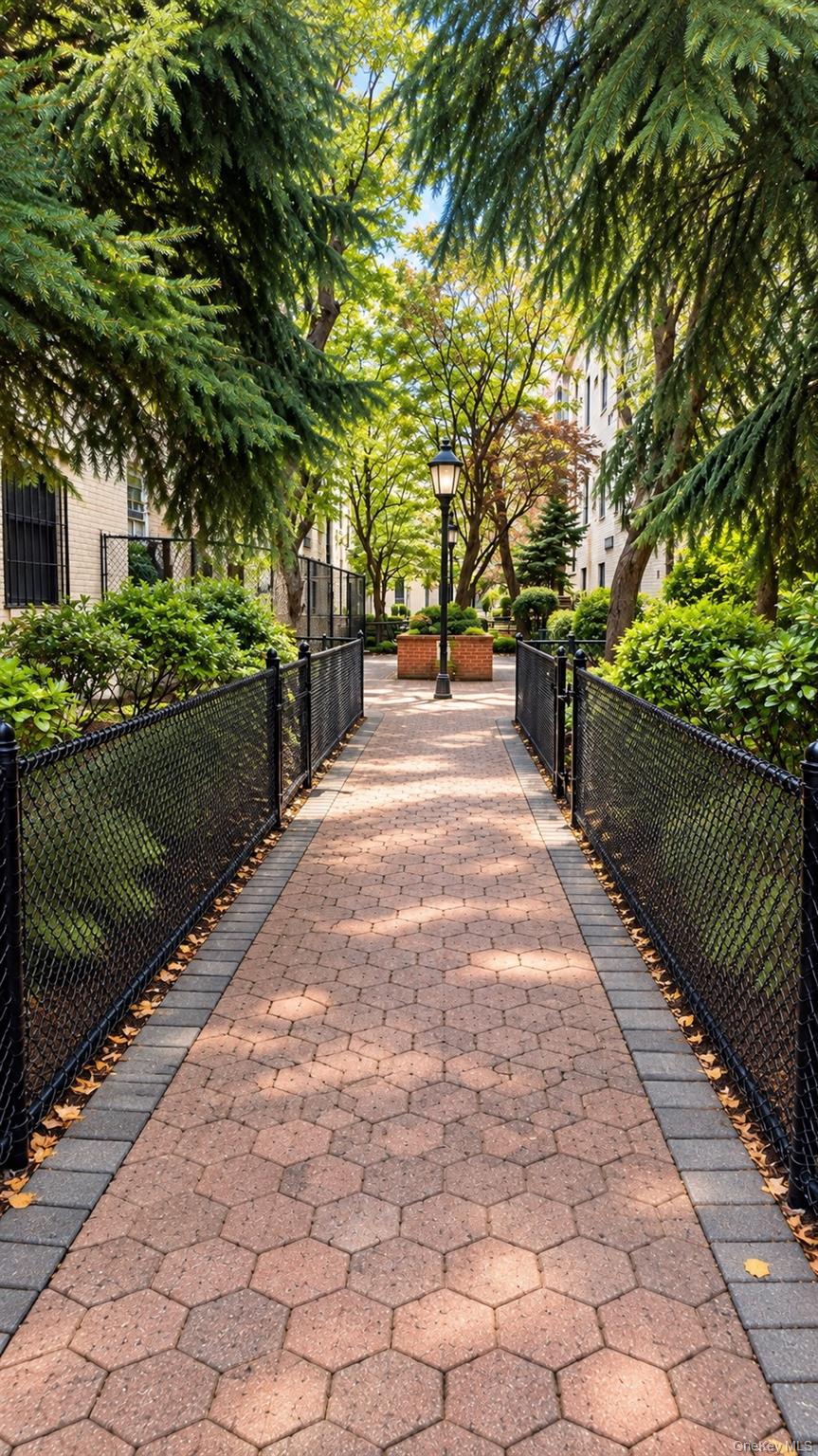 Photo of 21-78 35th Street St #5E, Astoria, NY 11105 (MLS # 1061098)