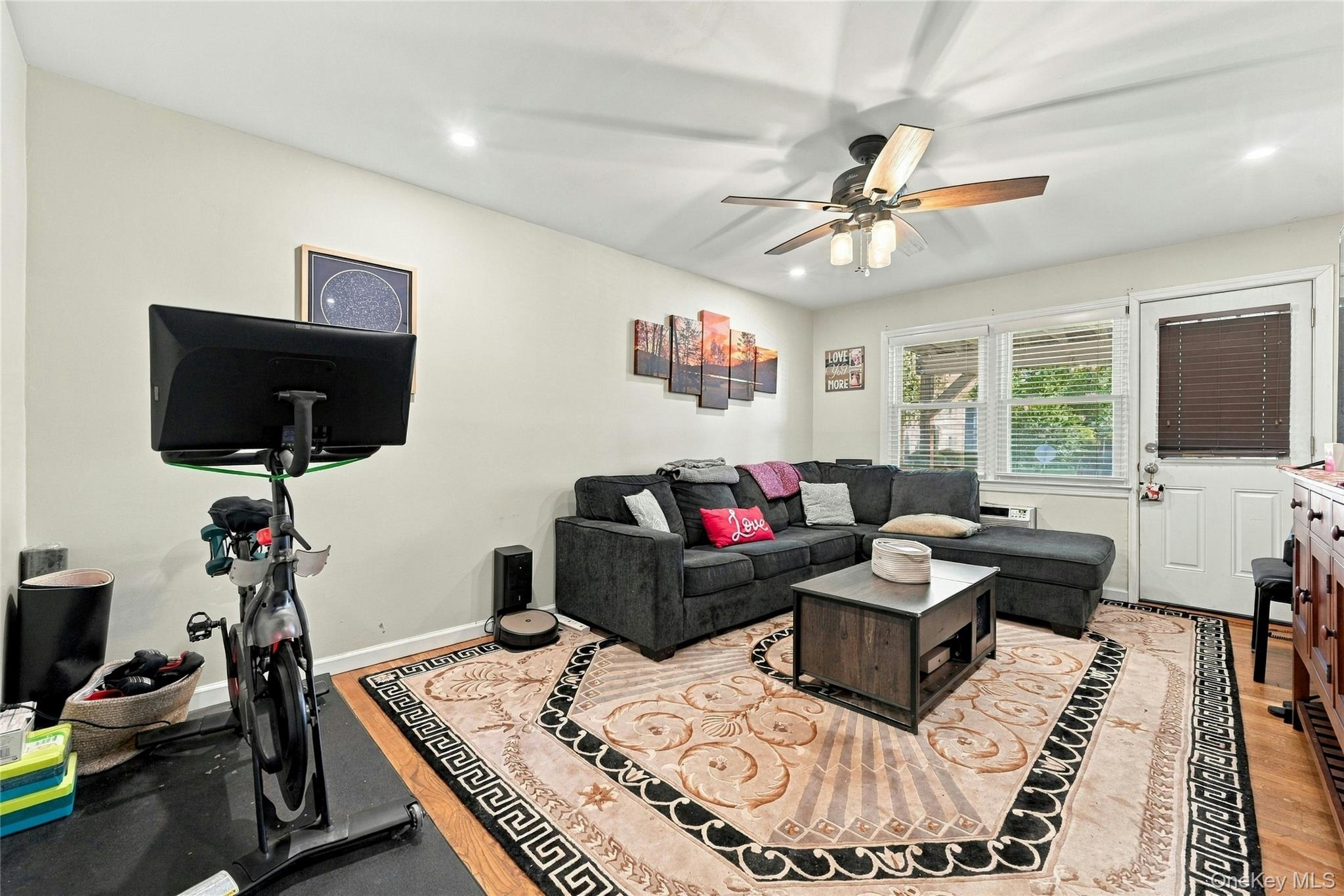 97 Cardinal lane 1b