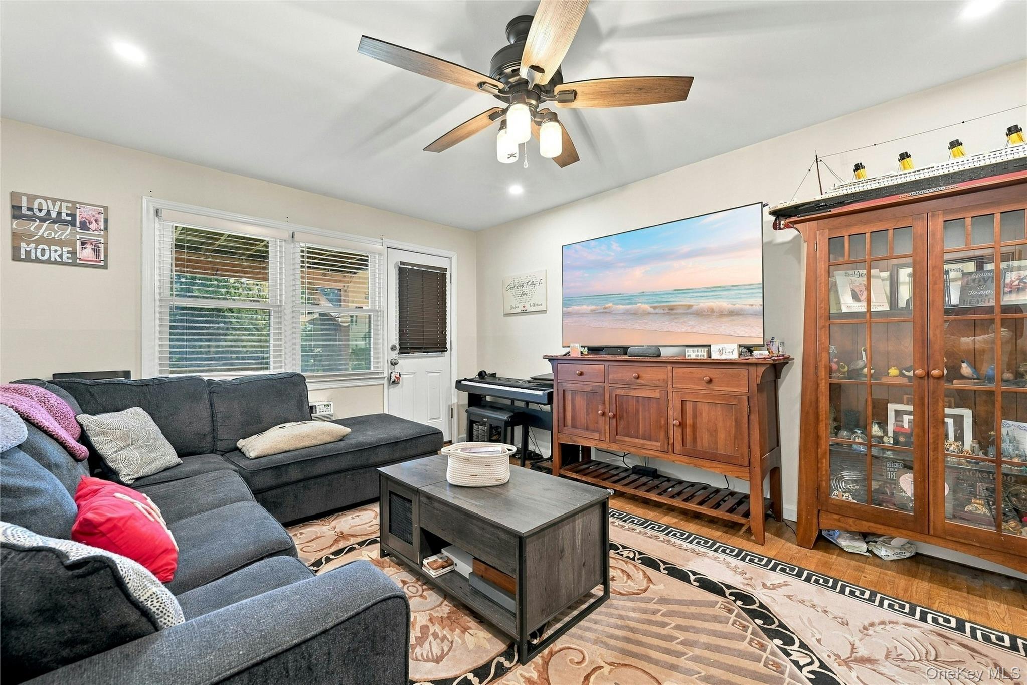 97 Cardinal lane 1b
