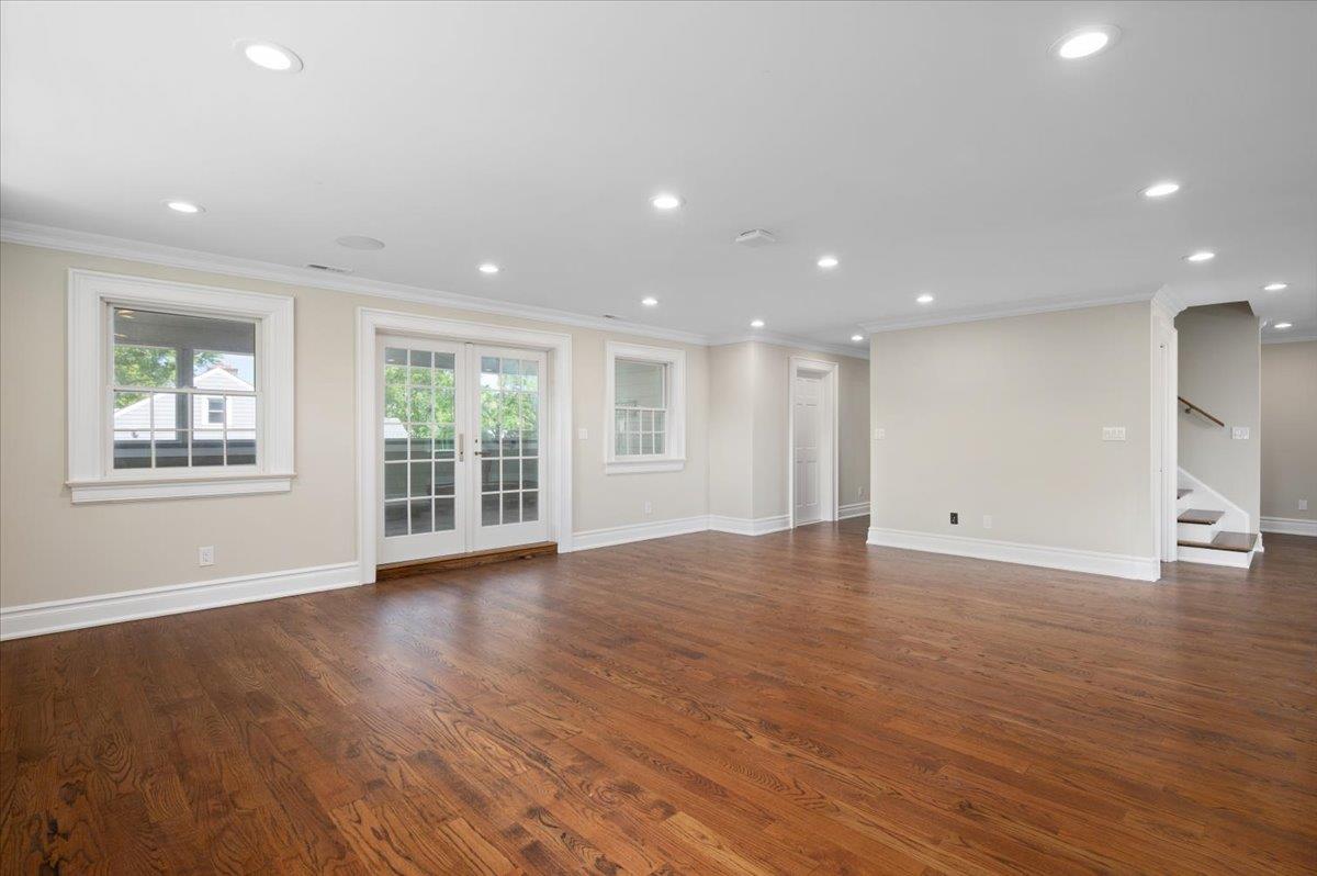 4 Clover Place, New Rochelle, New York image 21