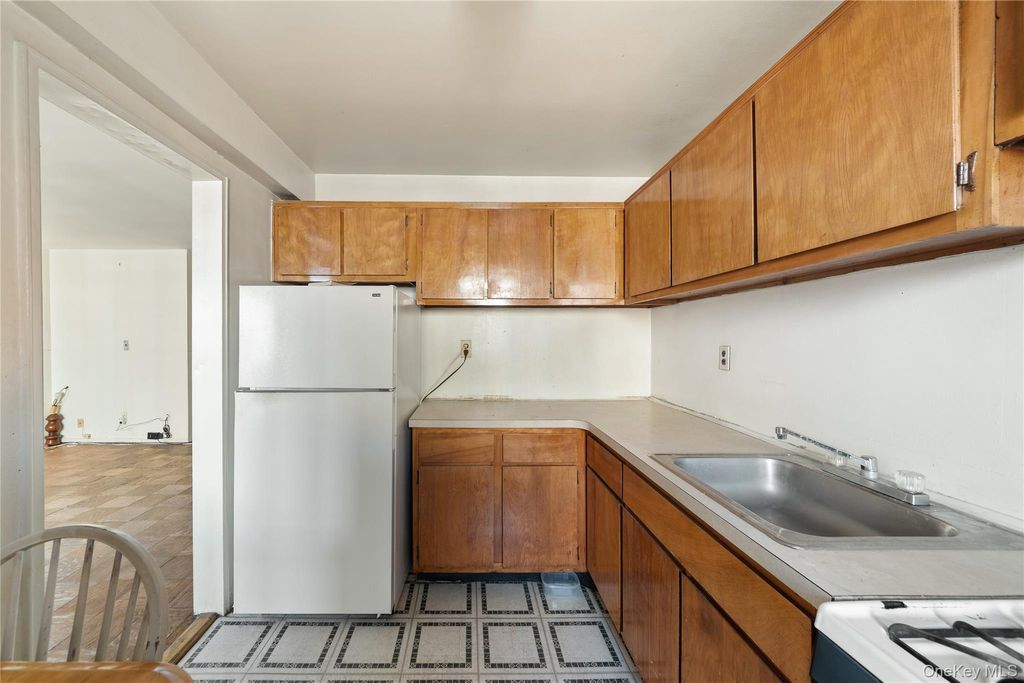 Photo of 370 Westchester Avenue #2N, Port Chester, NY 10573 (MLS # 953285)