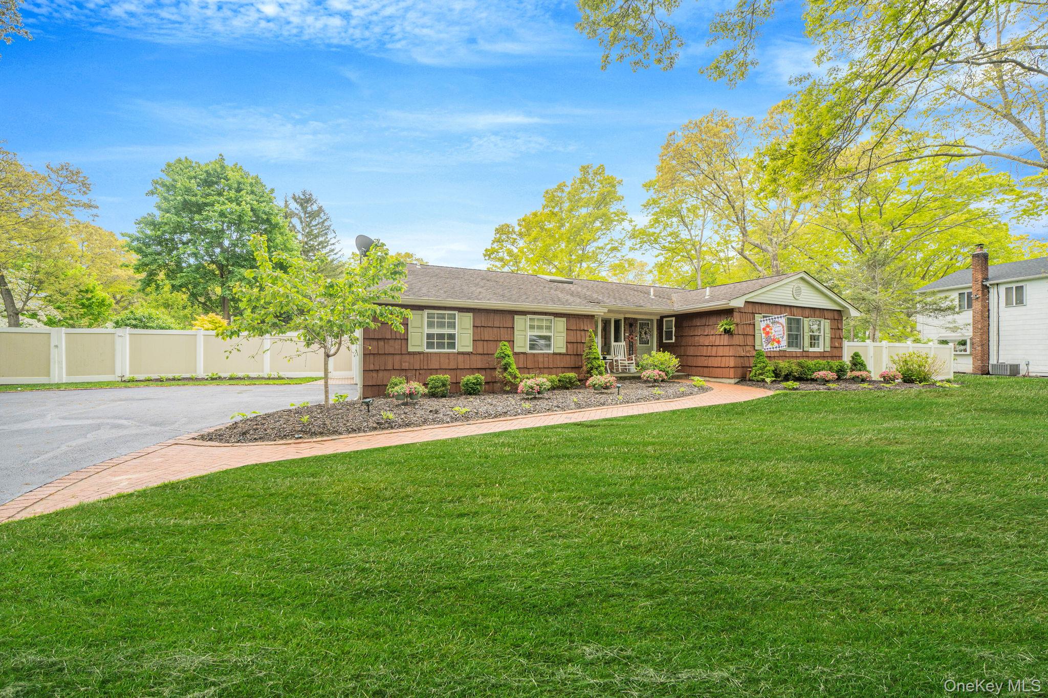 6 Hayden Court