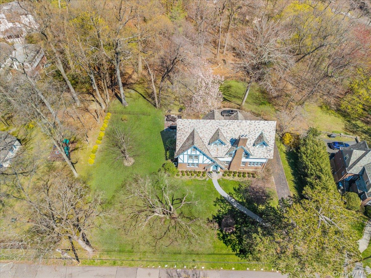 107 Crawford Terrace