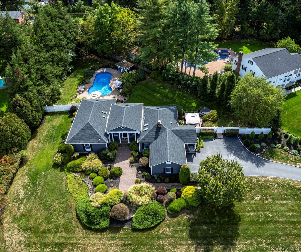 Photo of 7 Tor Terrace, New City, NY 10956 (MLS # 965352)