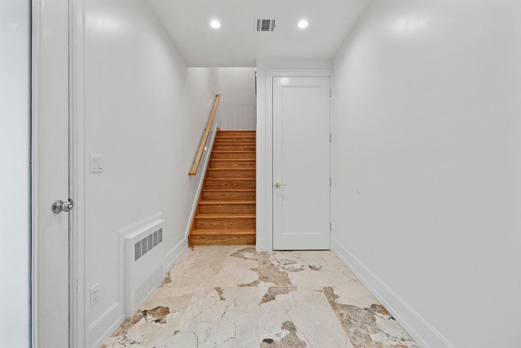 5 Francis Place 214