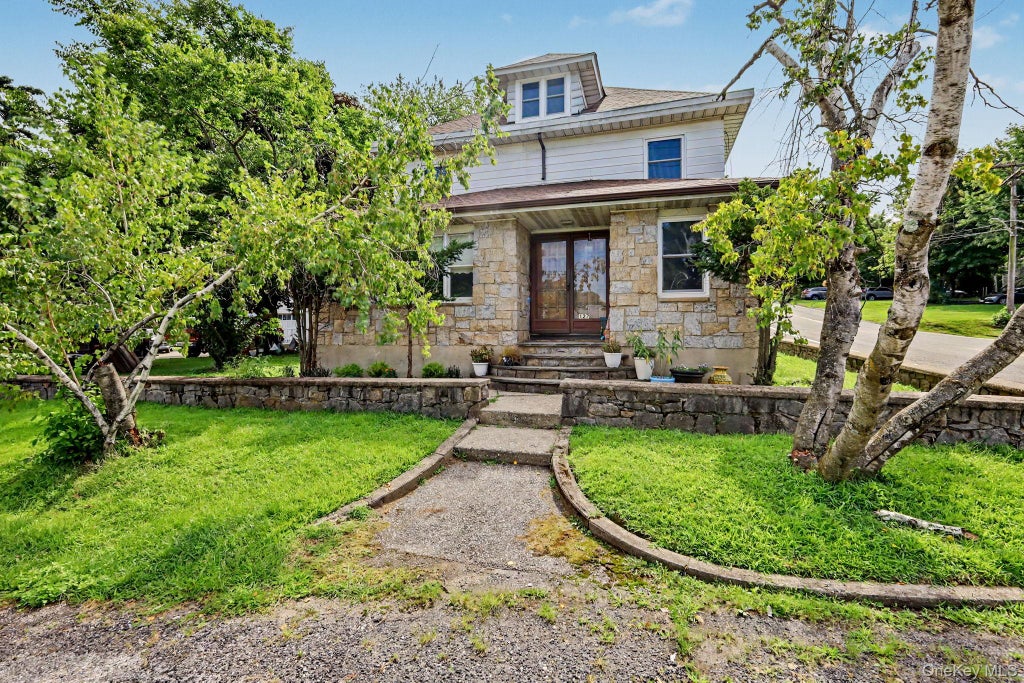 Photo of 127 Highland Avenue, Verplanck, NY 10596 (MLS # 1039604)