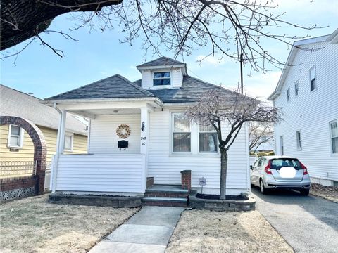 247-16 88th Road, New York, NY 11426 - MLS#: 829883