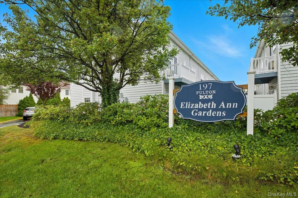 Photo of 197 Fulton Street #2, Farmingdale, NY 11735 (MLS # 920807)