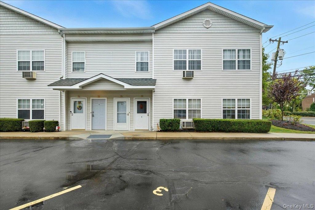 Photo of 197 Fulton Street #2, Farmingdale, NY 11735 (MLS # 920807)