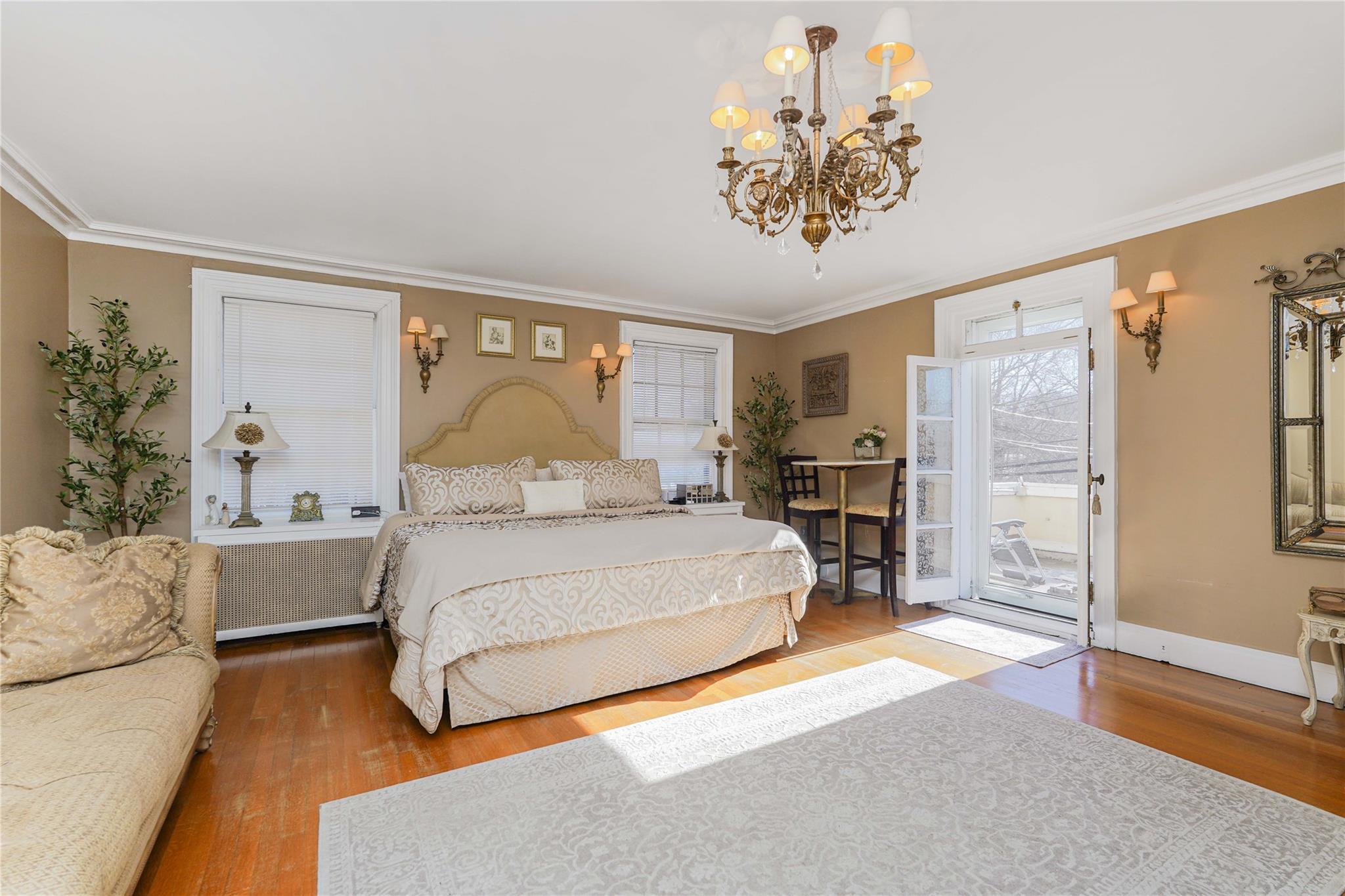 63 Forest Avenue, Staten Island, New York image 37
