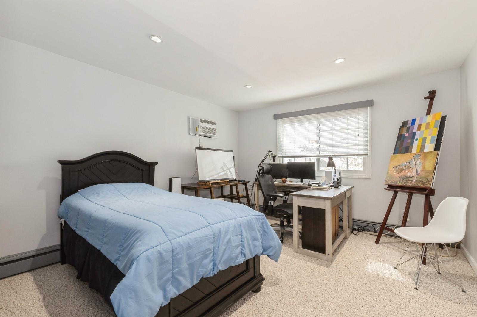 186 Stuart Road, Valley Stream, New York image 14