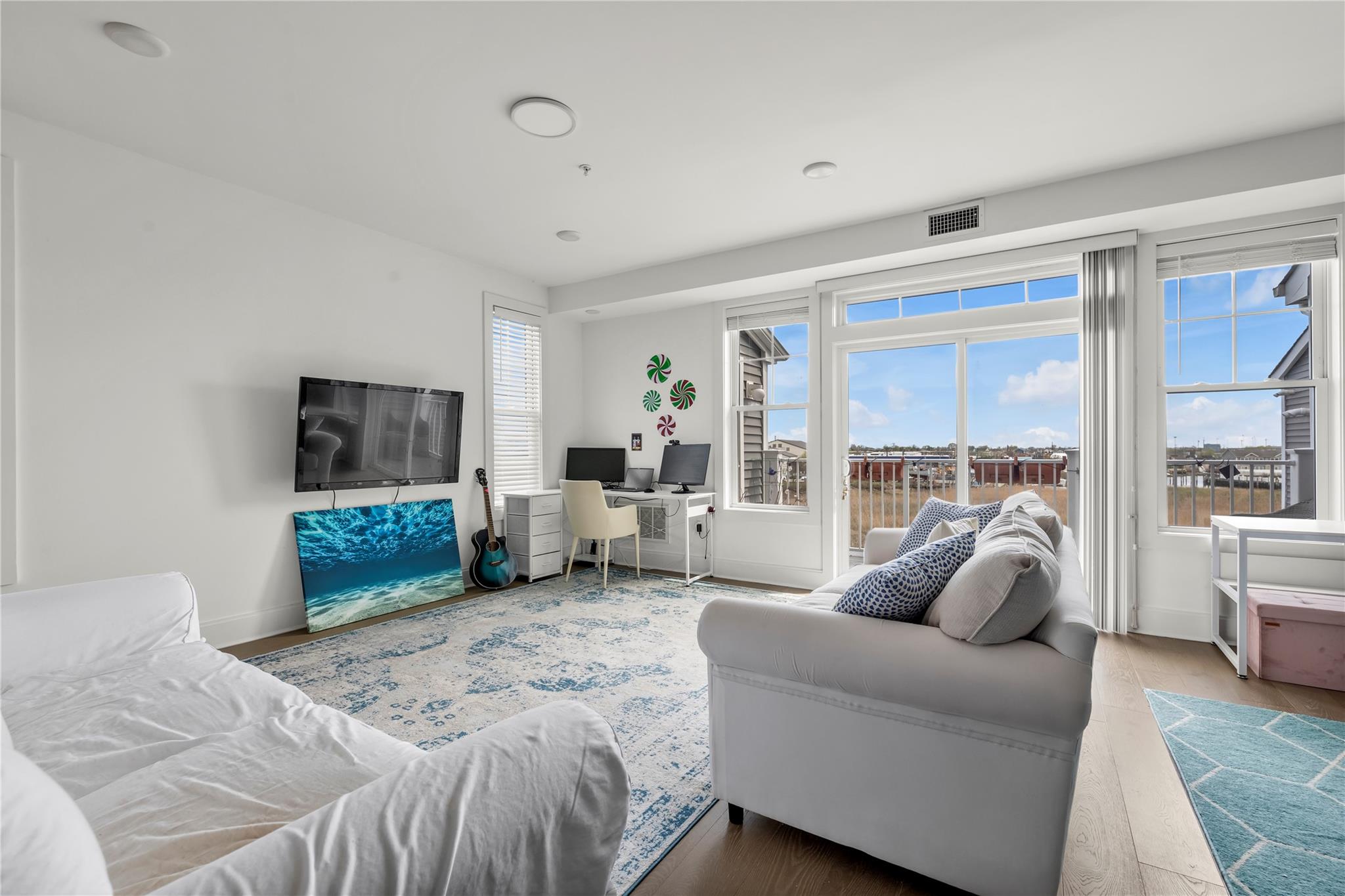 322 Marina Pointe Dr, East Rockaway, New York image 6