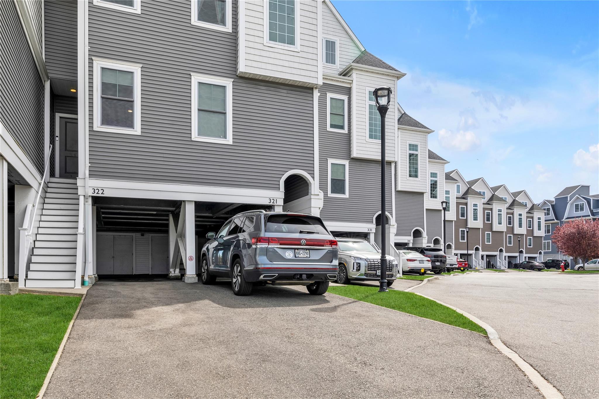 322 Marina Pointe Dr, East Rockaway, New York image 1