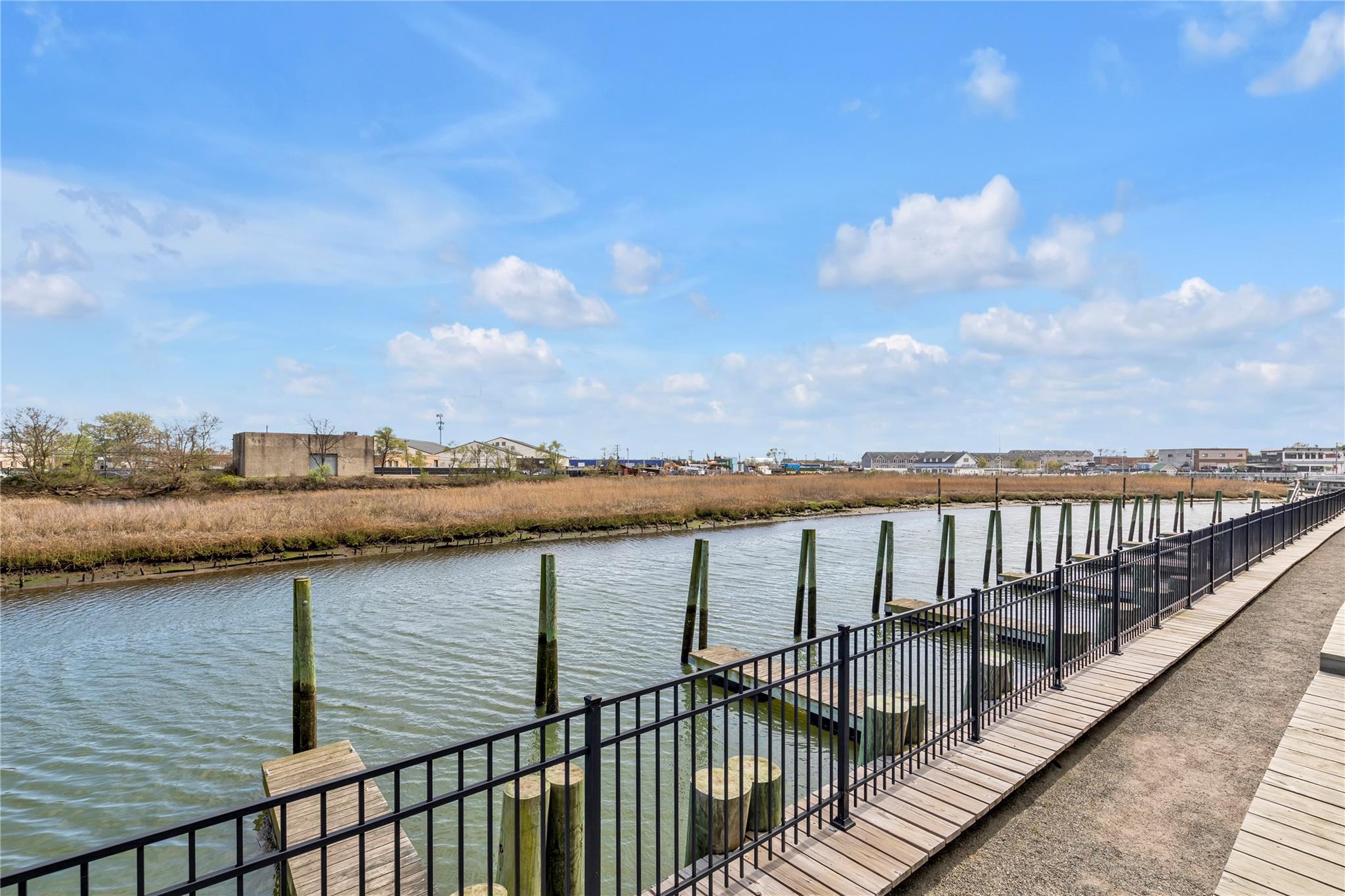 322 Marina Pointe Dr, East Rockaway, New York image 3