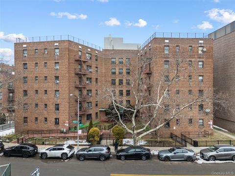 Homes For Sale - 139-05 85th Drive #4B<br/> Briarwood, NY 11435