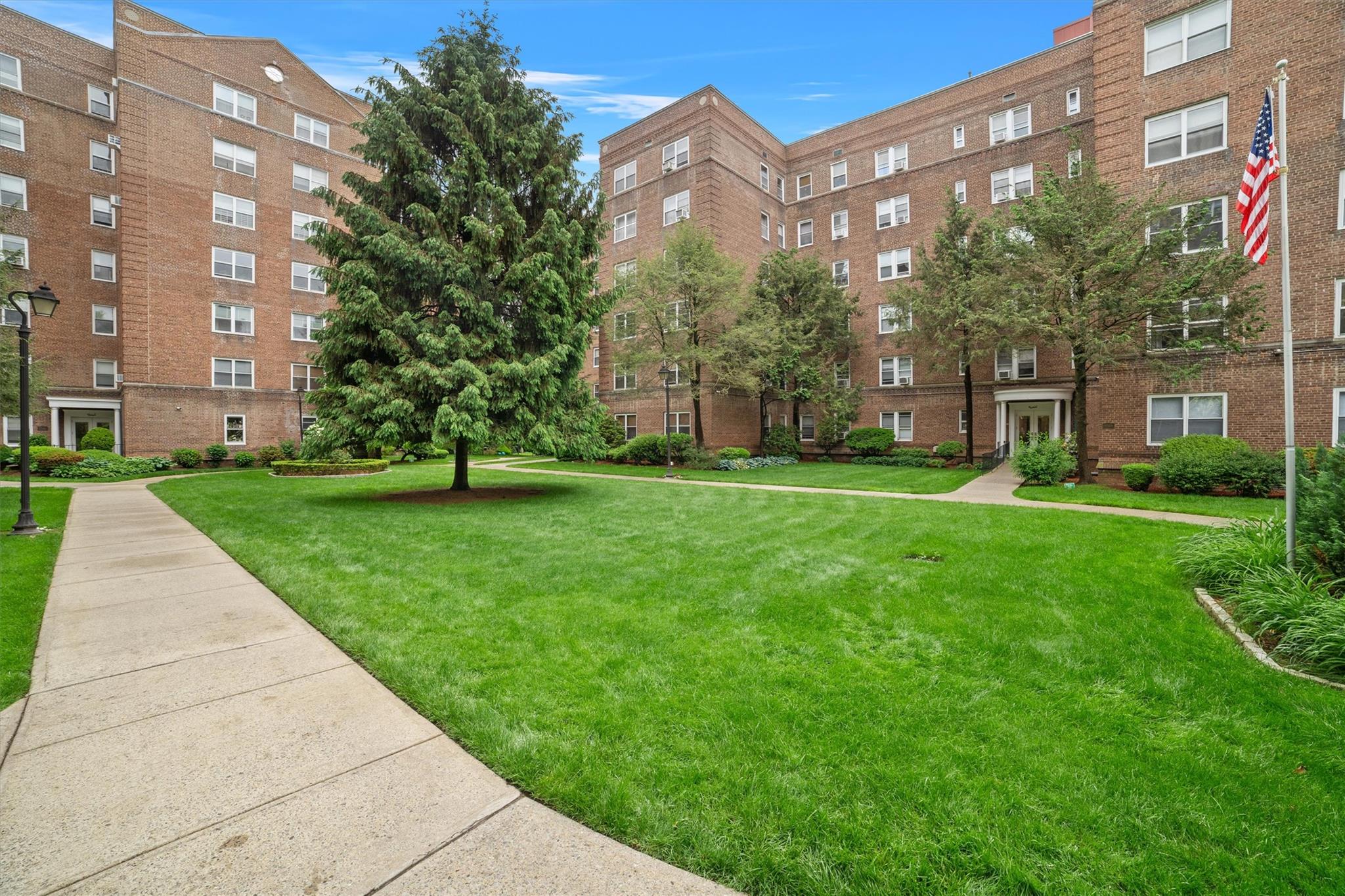90 Bryant Avenue #FTD, White Plains, New York image 6