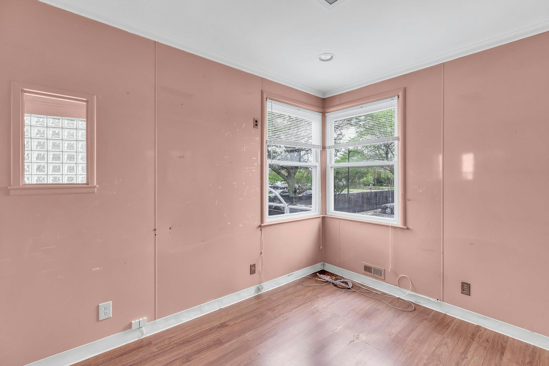 5 E Walnut Street, Long Beach, New York image 13