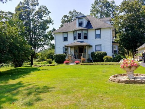 Homes For Sale - 165 Round Hill Road<br/> Washingtonville, NY 10992