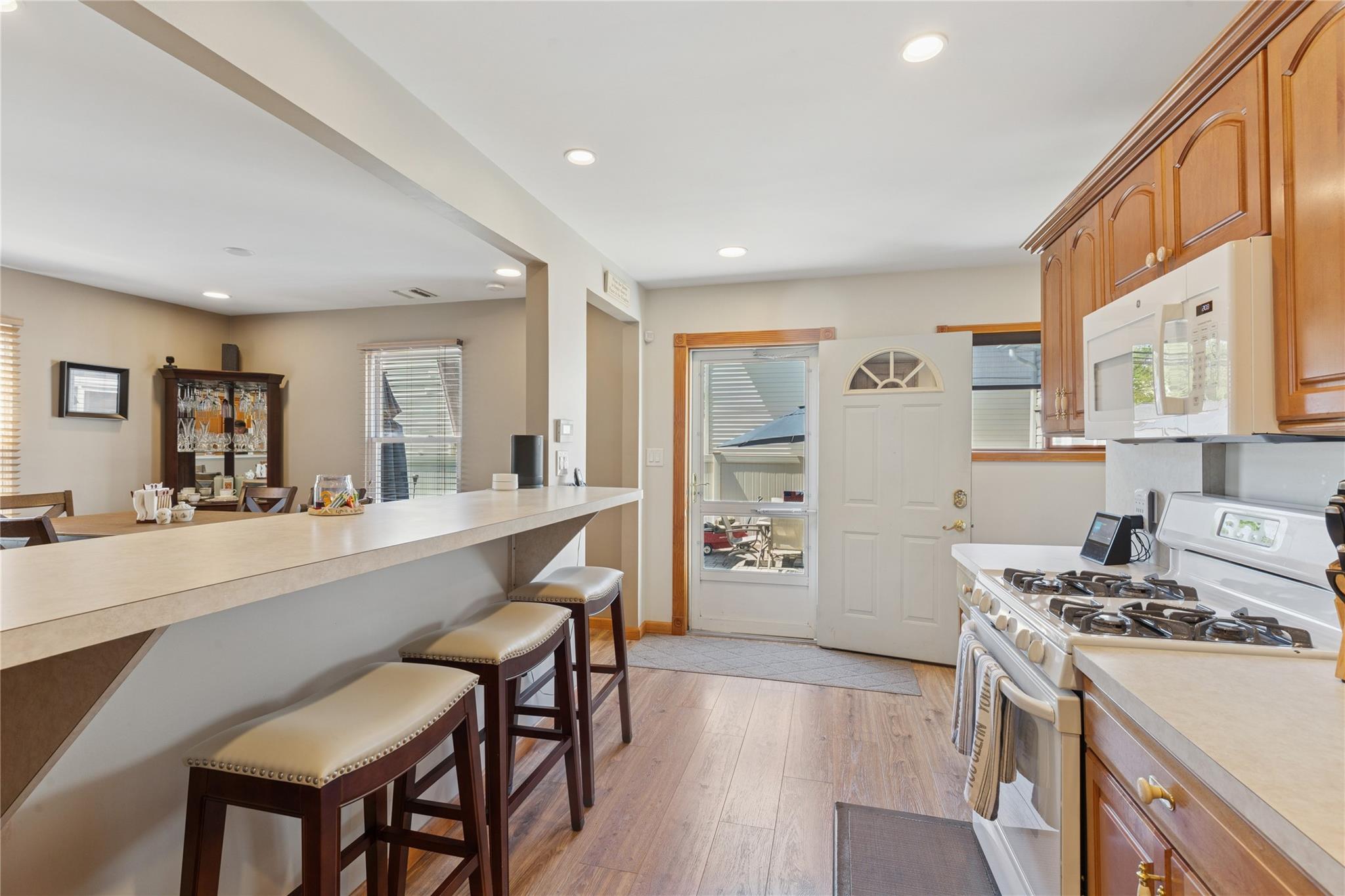 183 N Greene Avenue, Lindenhurst, New York image 14