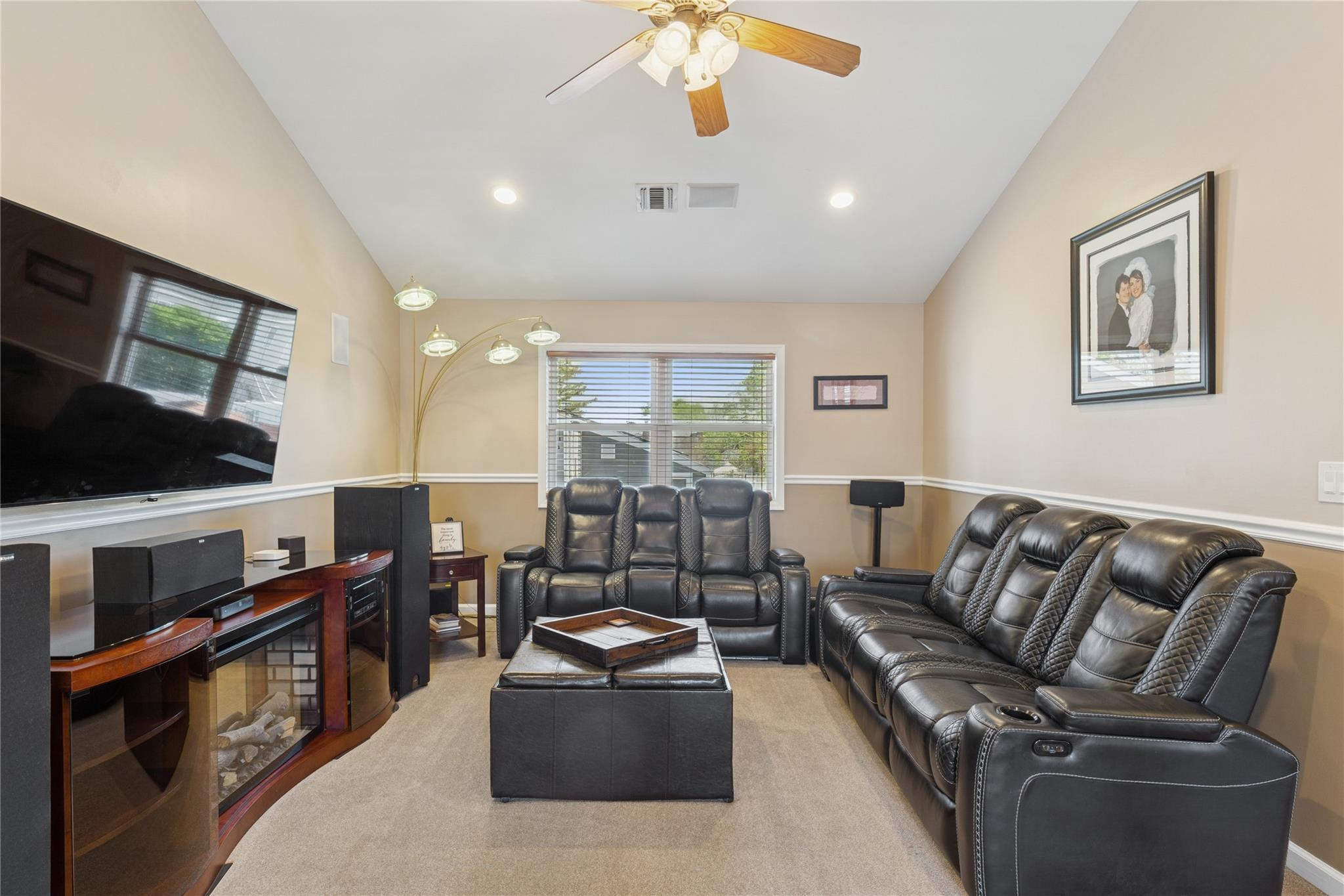 183 N Greene Avenue, Lindenhurst, New York image 7