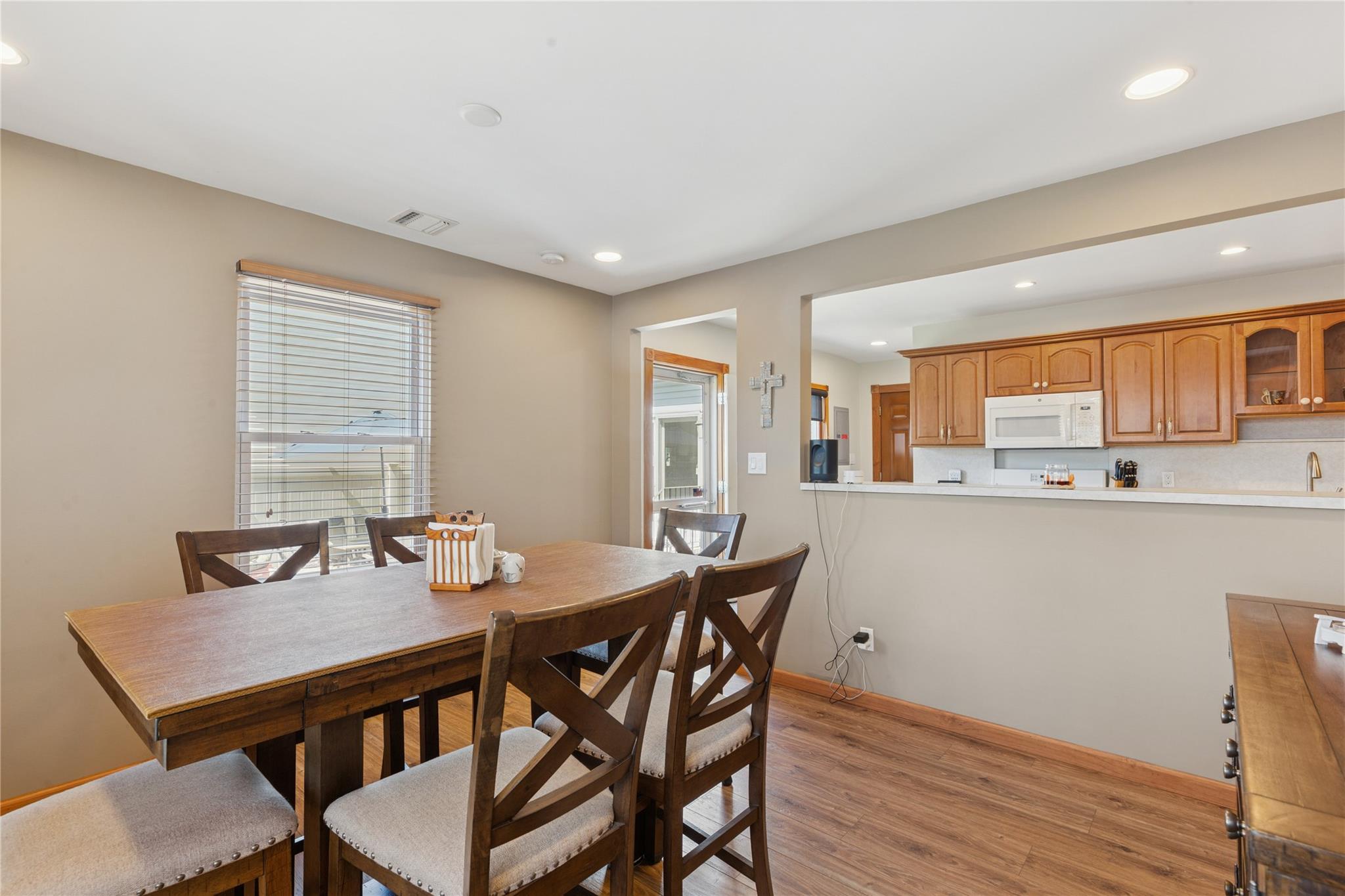 183 N Greene Avenue, Lindenhurst, New York image 17