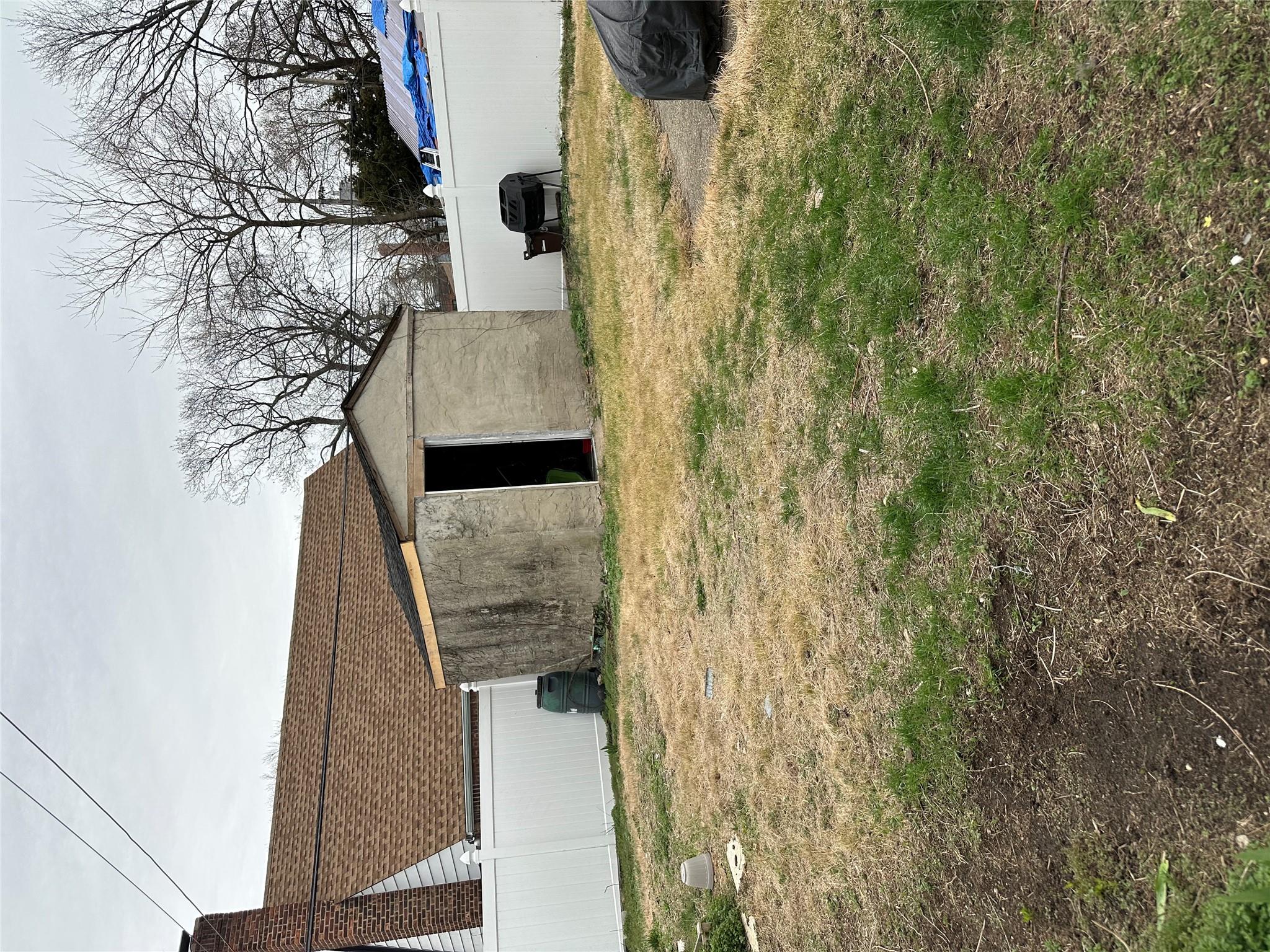 11551 209th Street, Cambria Heights, New York image 24