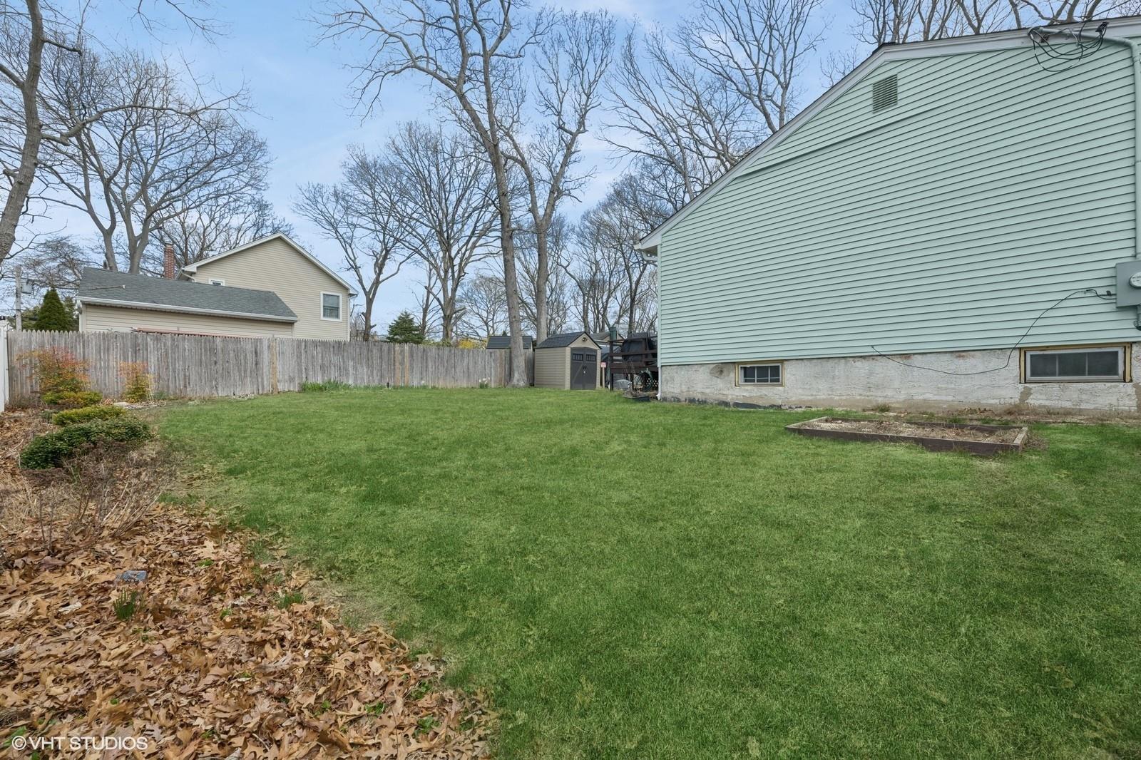 21 Garden Street, Centereach, New York image 24