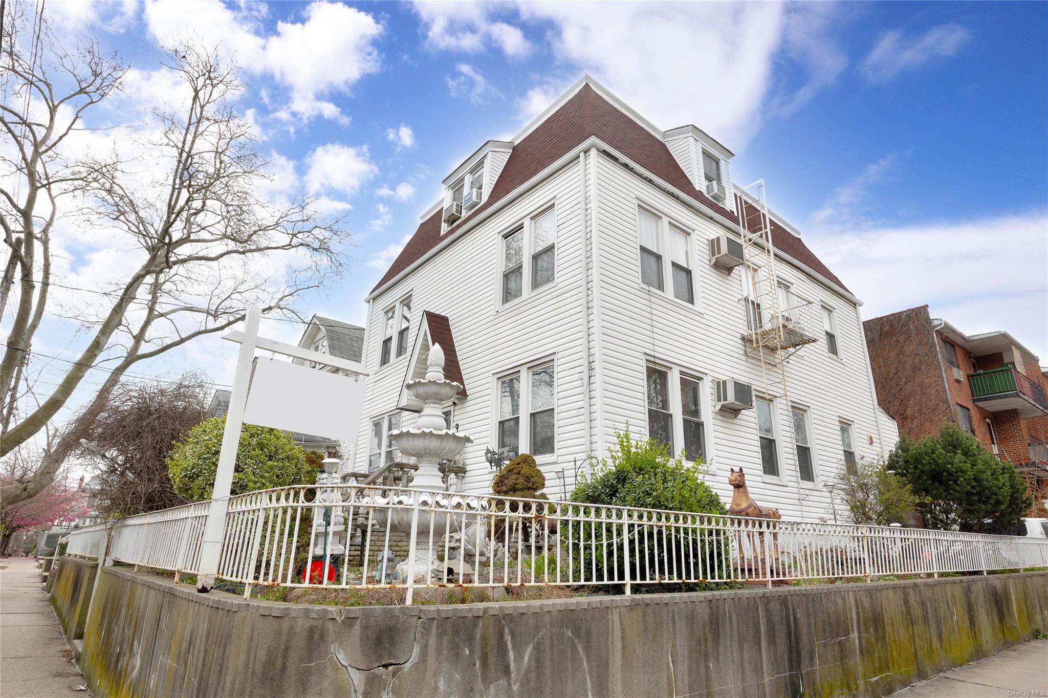 53-04 Seabury Street