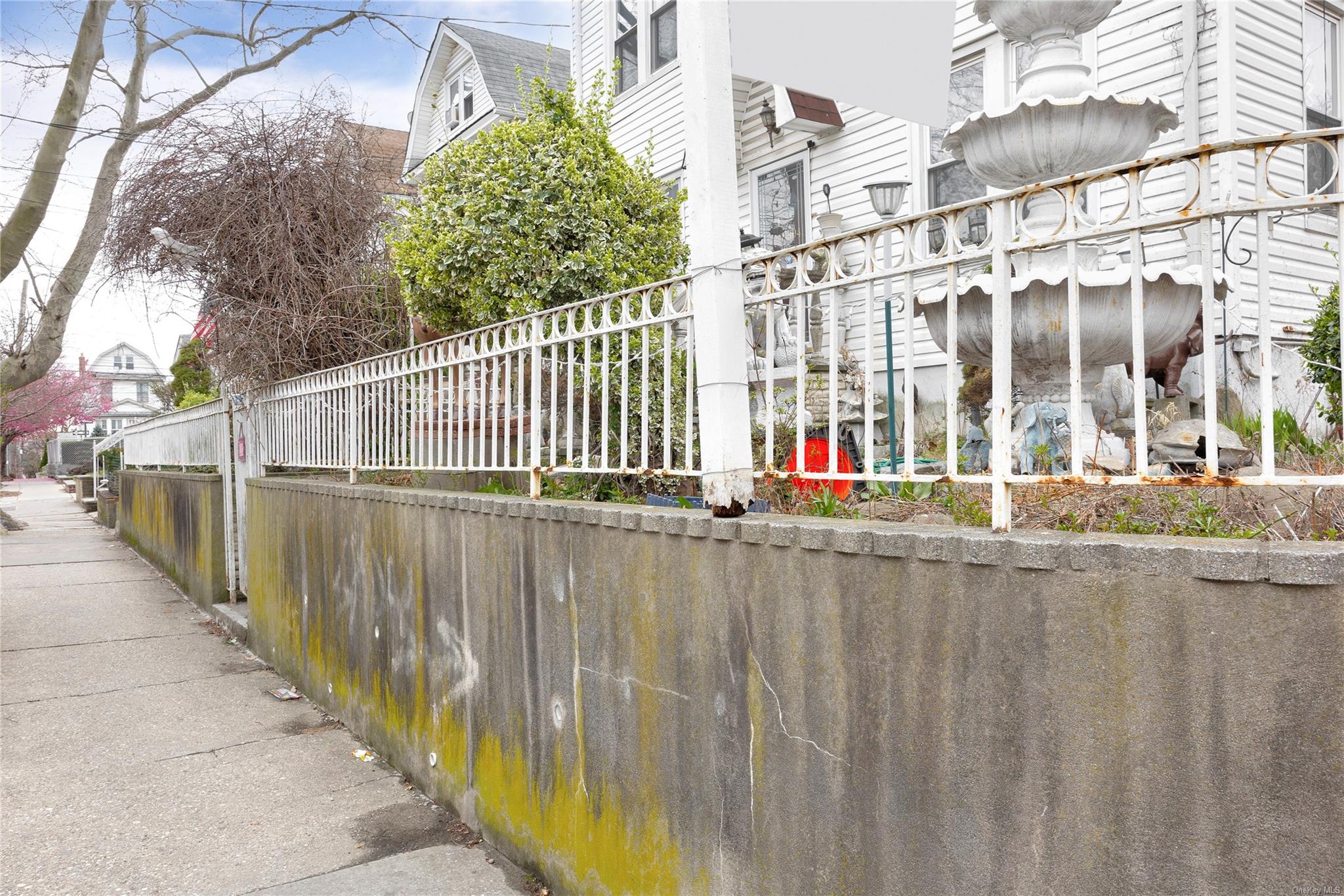 53-04 Seabury Street