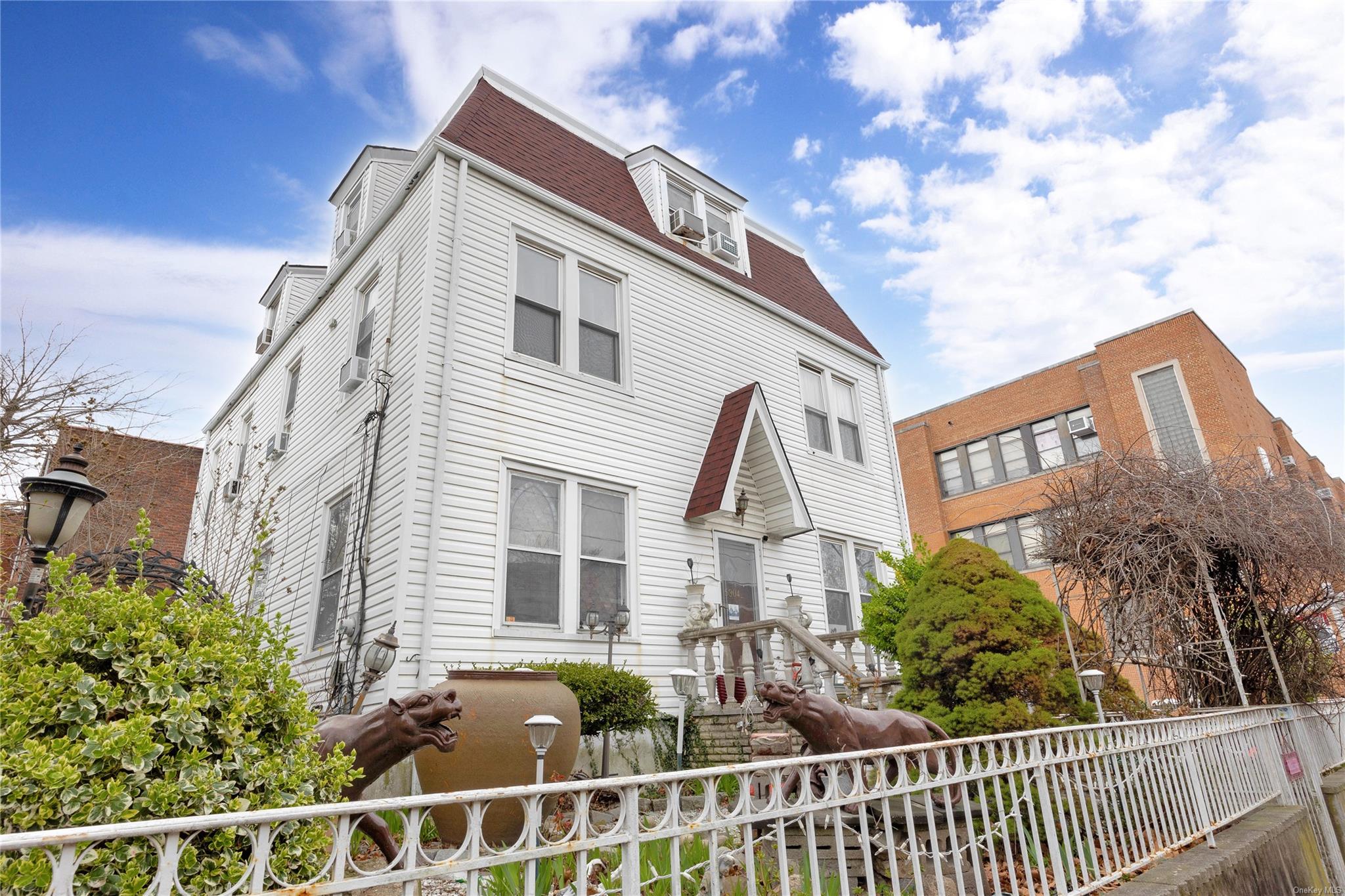 53-04 Seabury Street