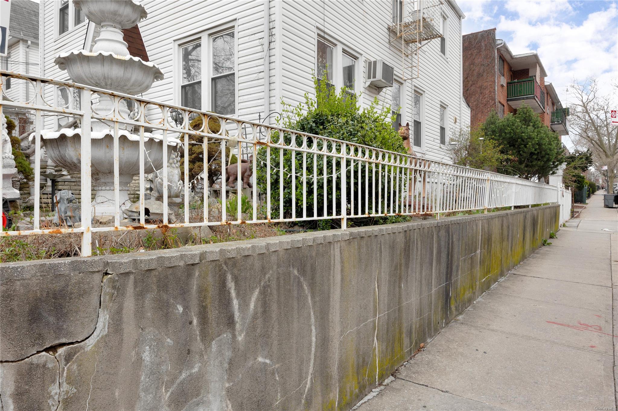 53-04 Seabury Street